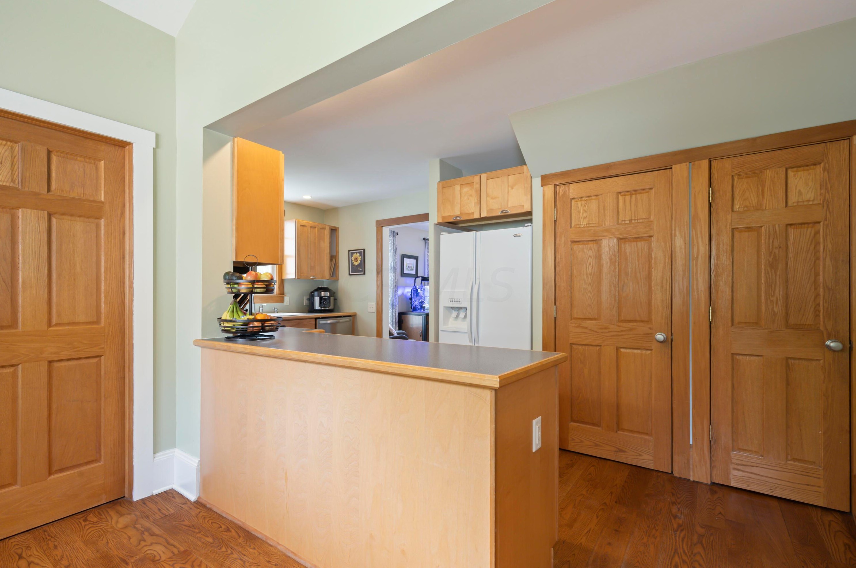 310 Pearl St, Granville OH  43023-1335 exterior