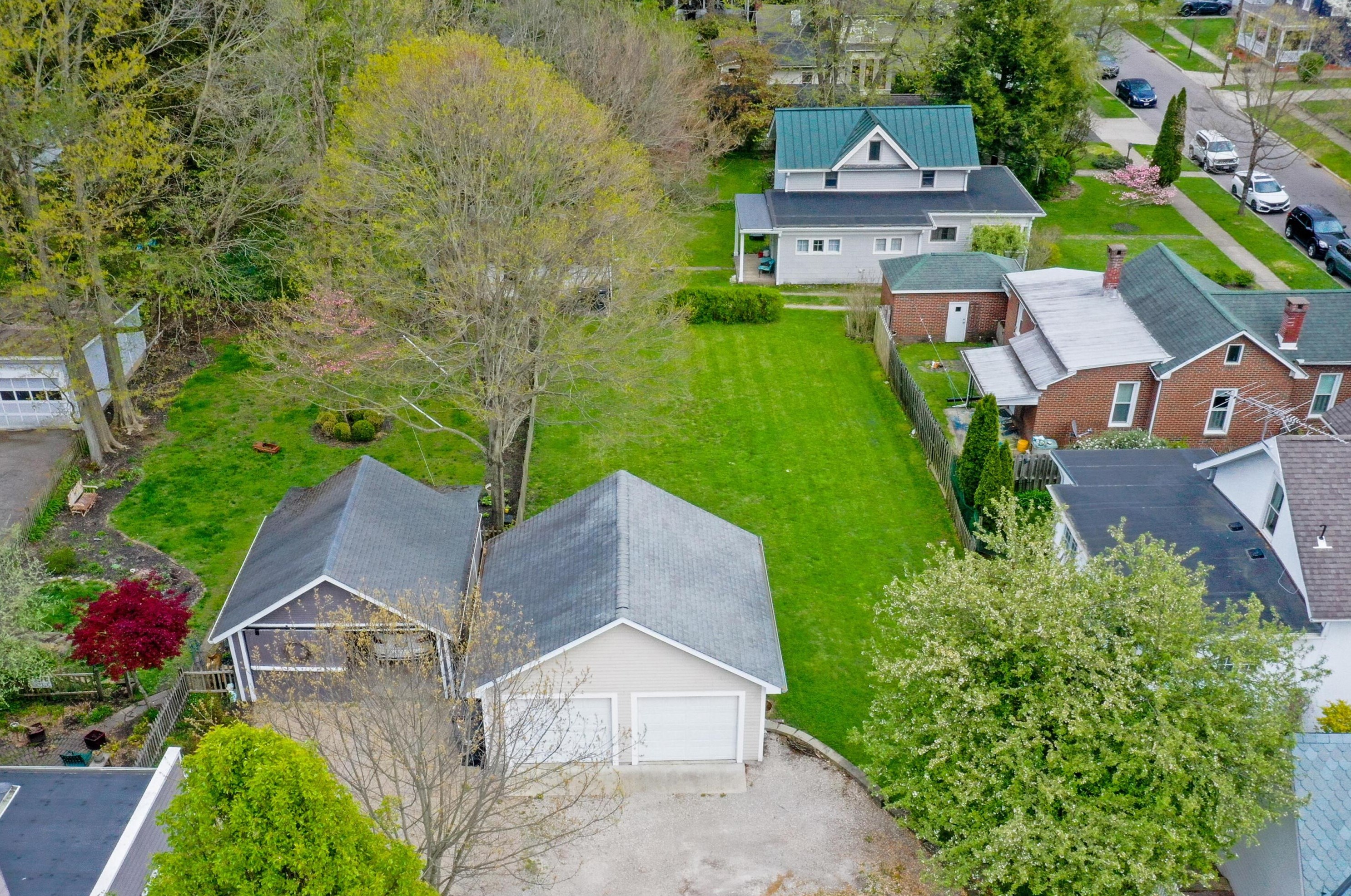 310 Pearl St, Granville OH  43023-1335 exterior