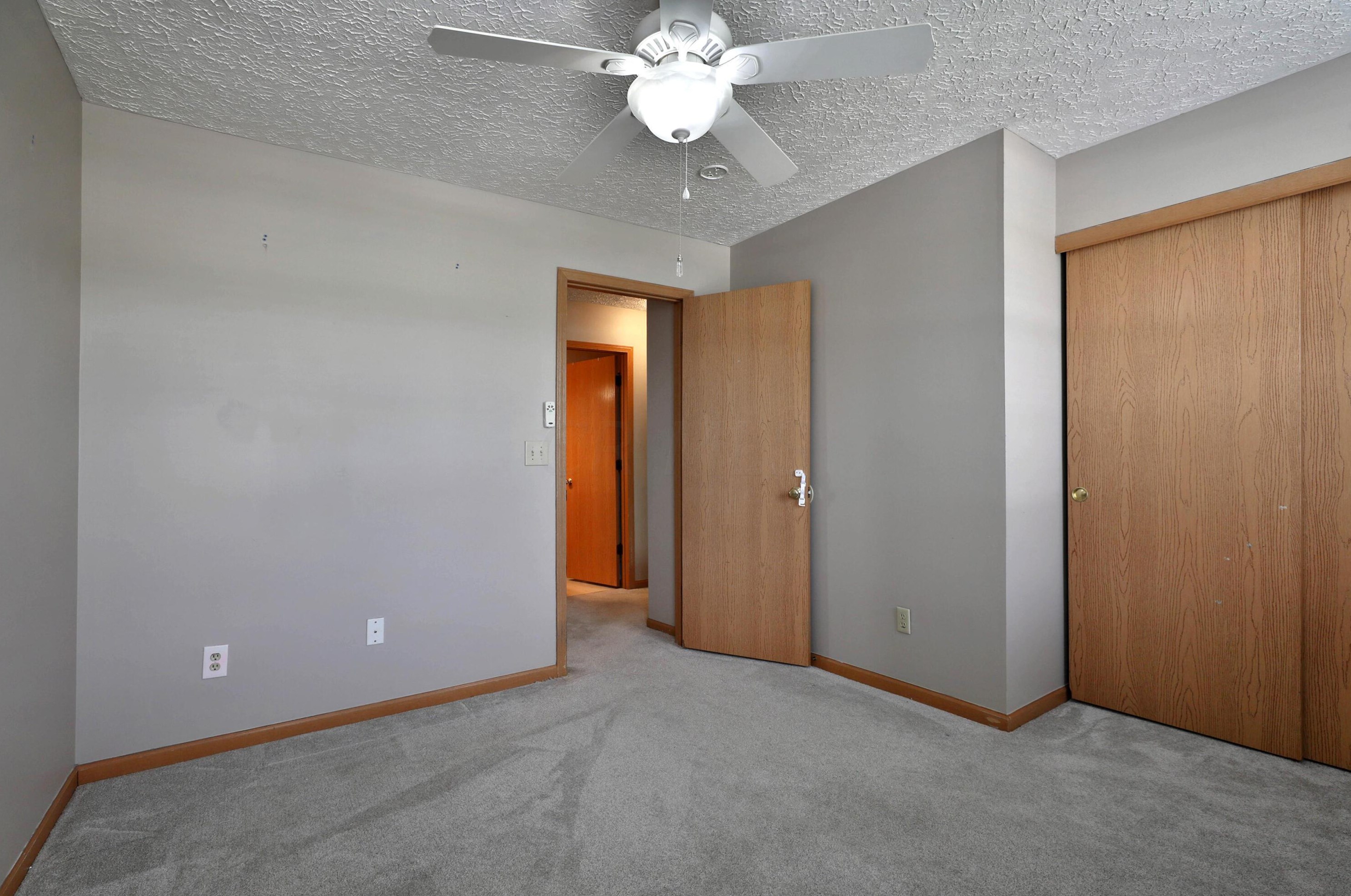 6983 Winchester Crossing Blvd, Cnl Wnchstr OH  43110-8445 exterior