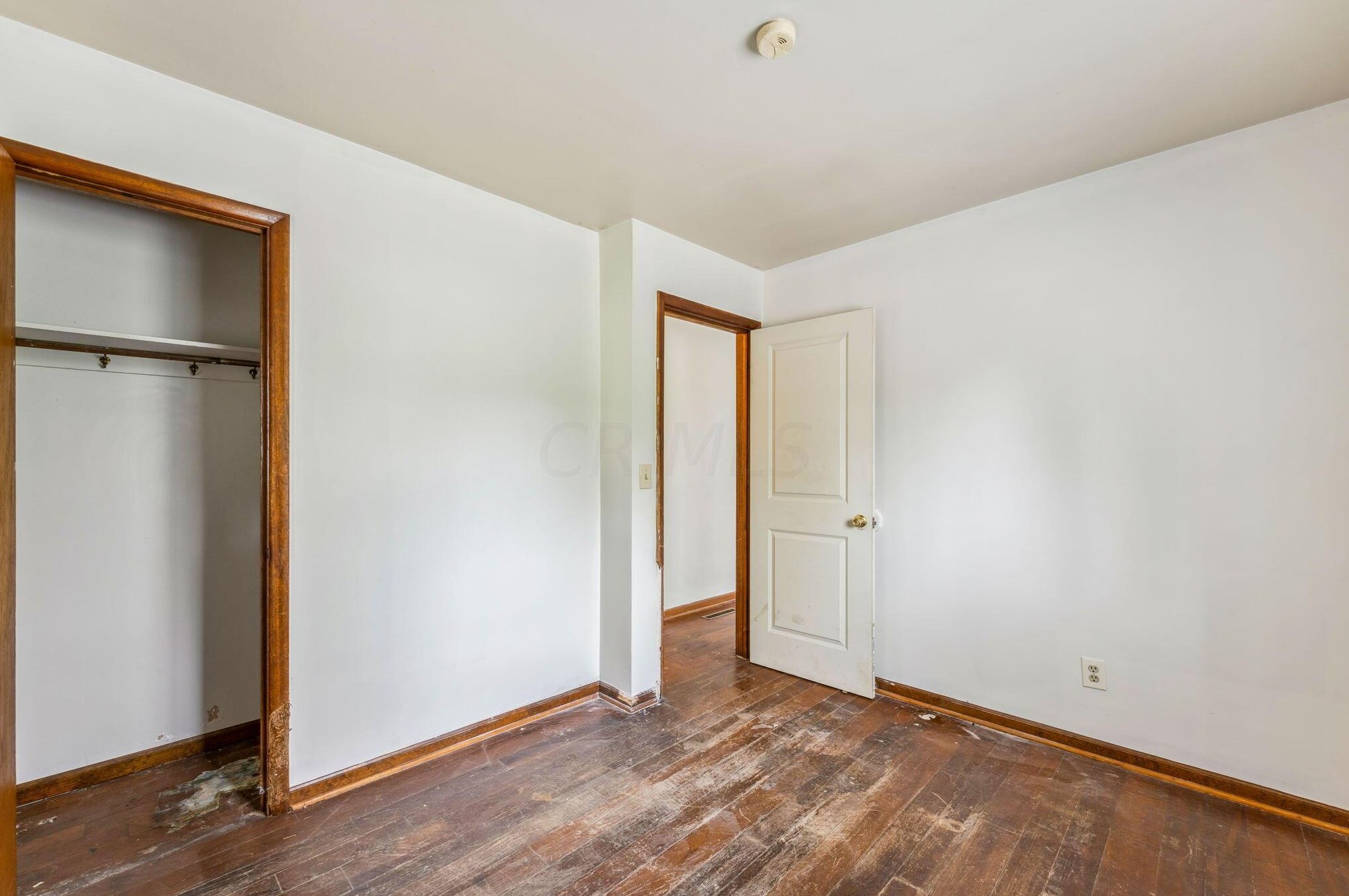 2228 Hiawatha Park Dr, Columbus OH 43211-2034 exterior