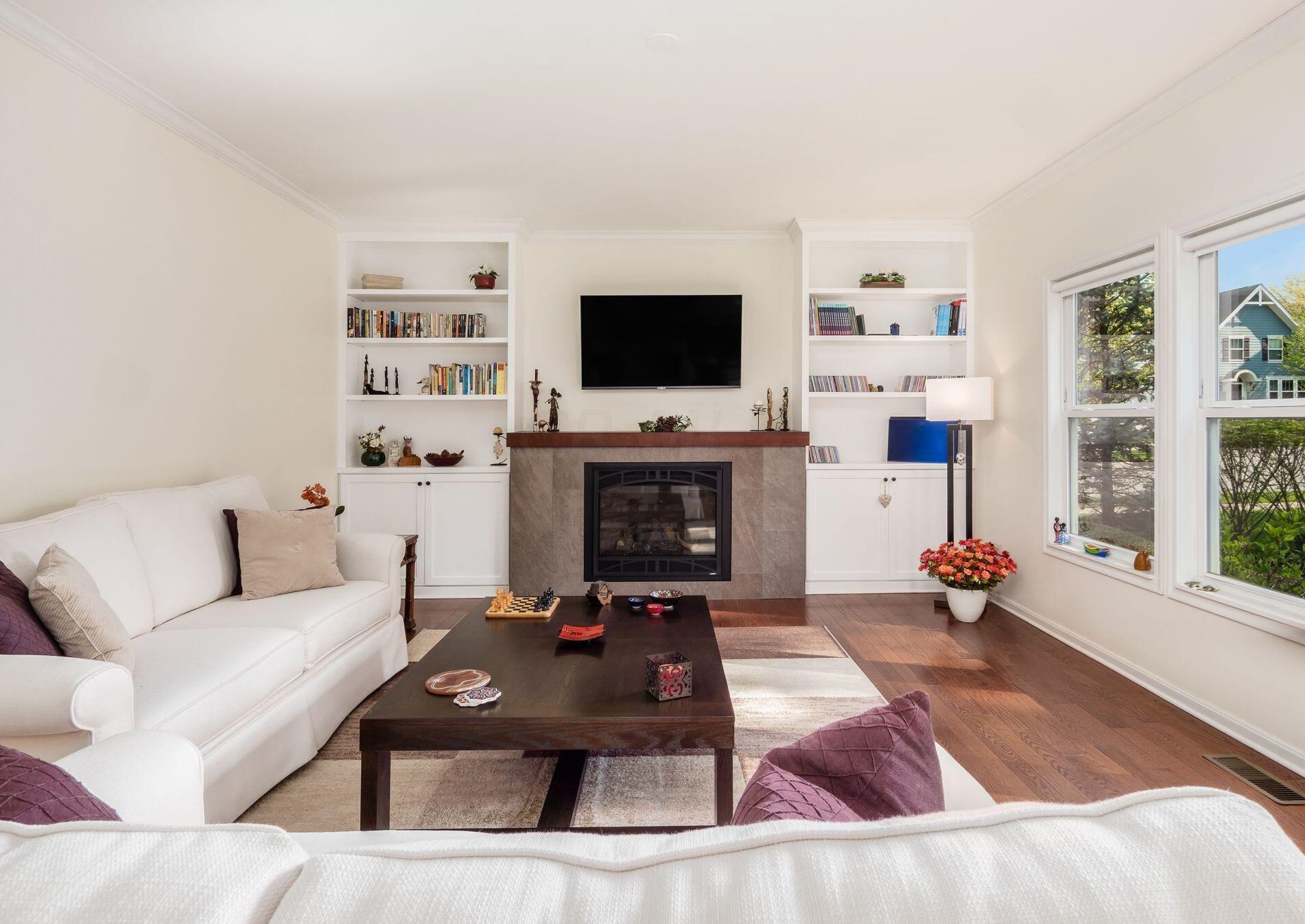 610 Stratshire Ln, Columbus OH  43230-1959 exterior