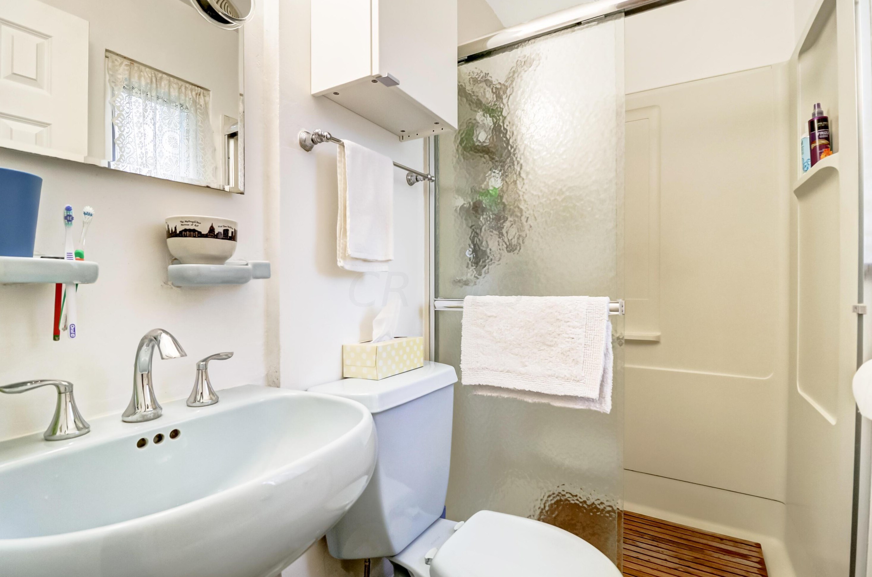 1415 Kirkley Rd, Columbus OH 43221-2261 exterior