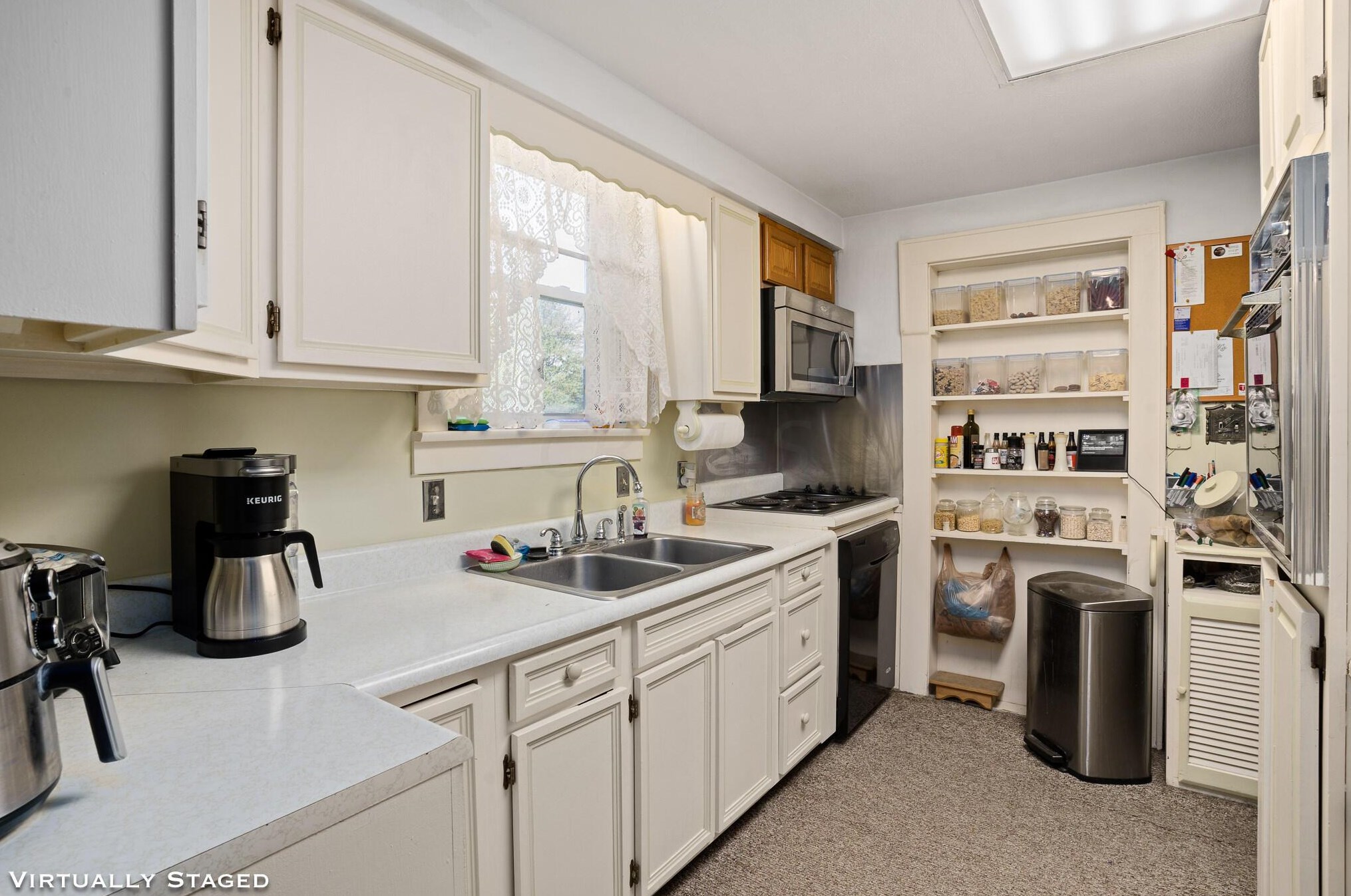 1554 Brown Rd, Columbus OH 43223-3804 exterior