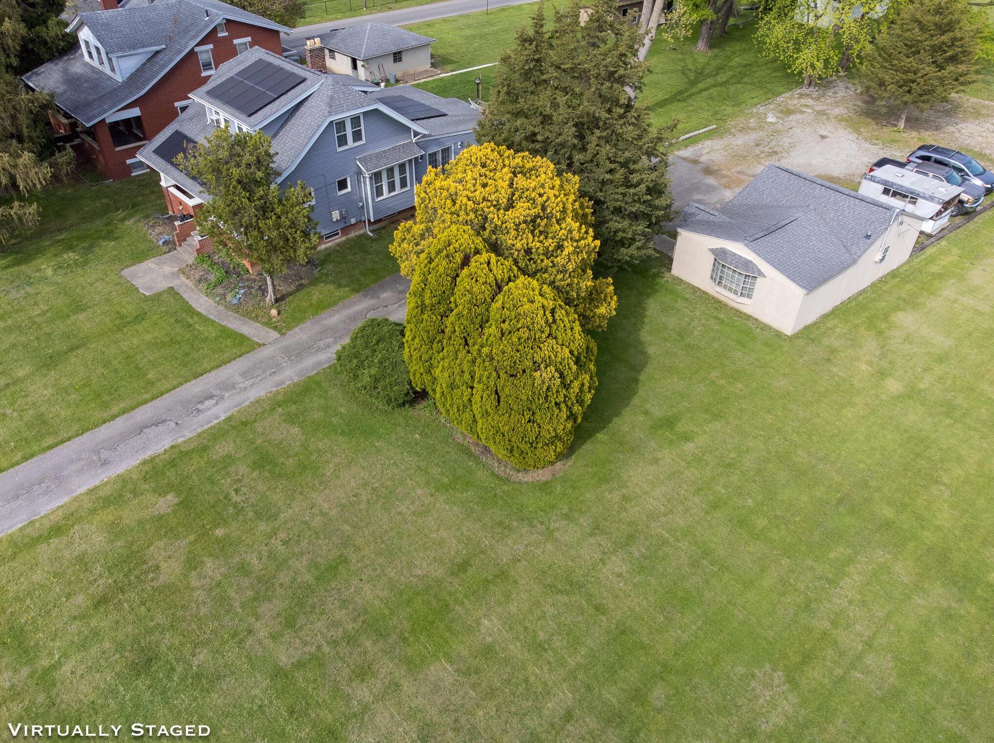 1554 Brown Rd, Columbus OH 43223-3804 exterior