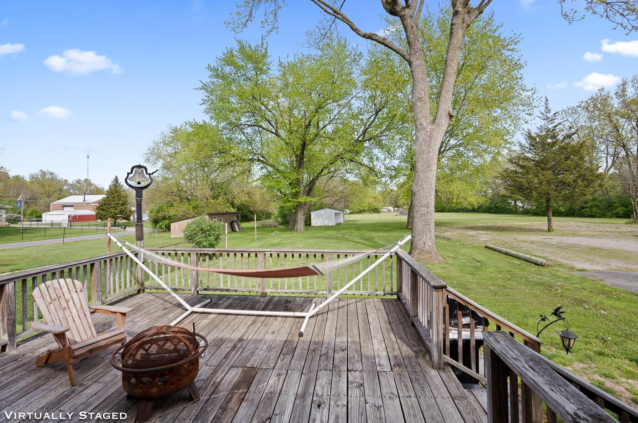 1554 Brown Rd, Columbus OH 43223-3804 exterior