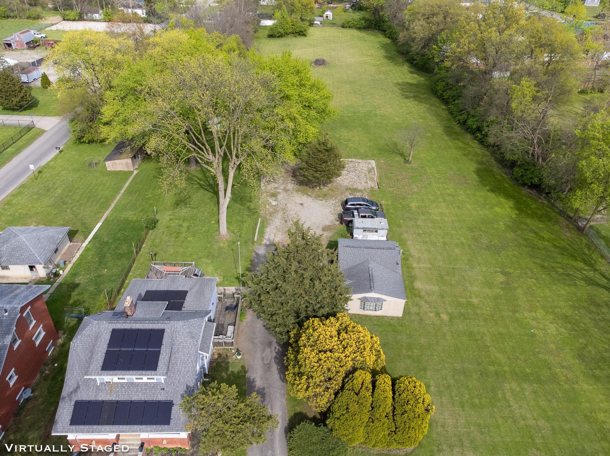 1554 Brown Rd, Columbus OH 43223-3804 exterior