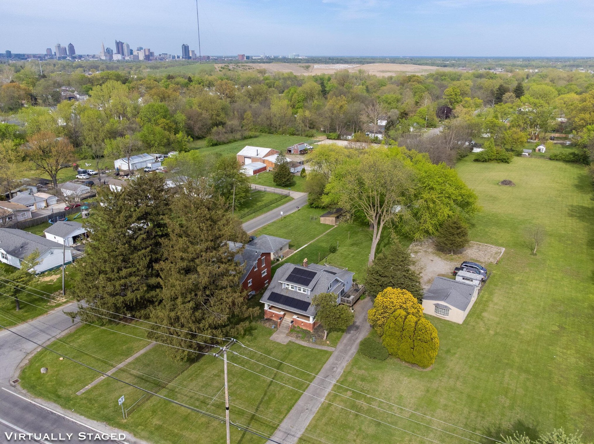 1554 Brown Rd, Columbus OH 43223-3804 exterior