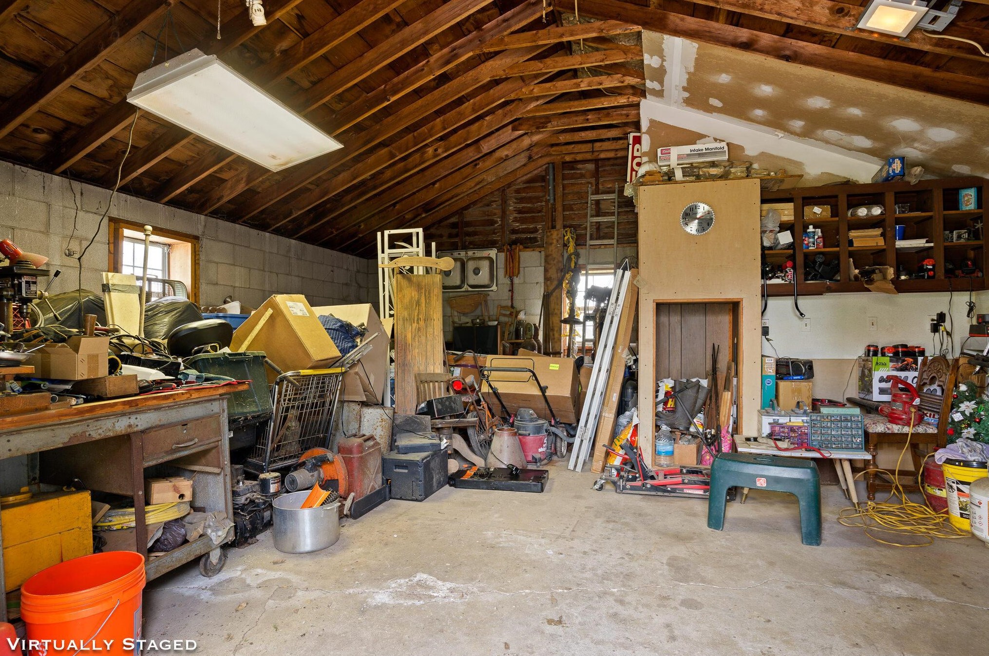 1554 Brown Rd, Columbus OH 43223-3804 exterior