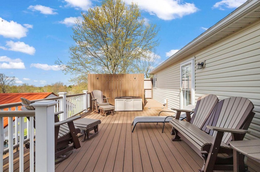 194 Oakleaf Dr, Mansfield OH  44904-8662 exterior