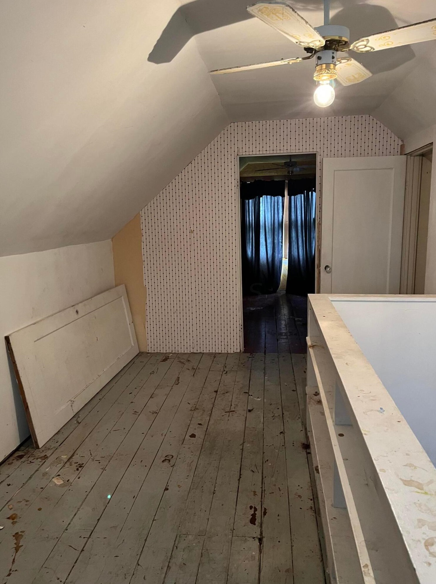 1635 Champion Ave, Columbus OH  43207-1307 exterior