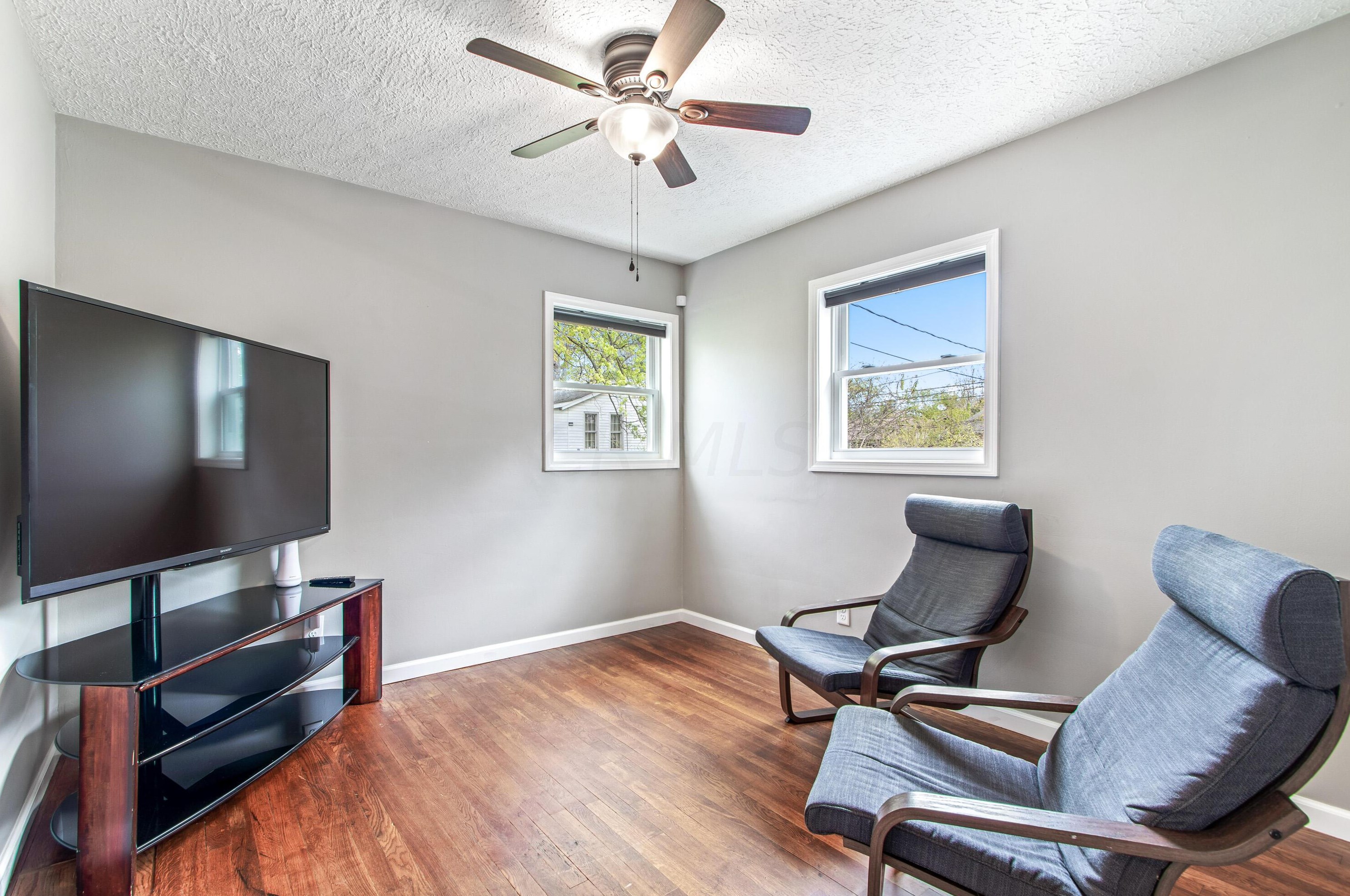 2492 Atwood Ter, Columbus OH  43211-1102 exterior