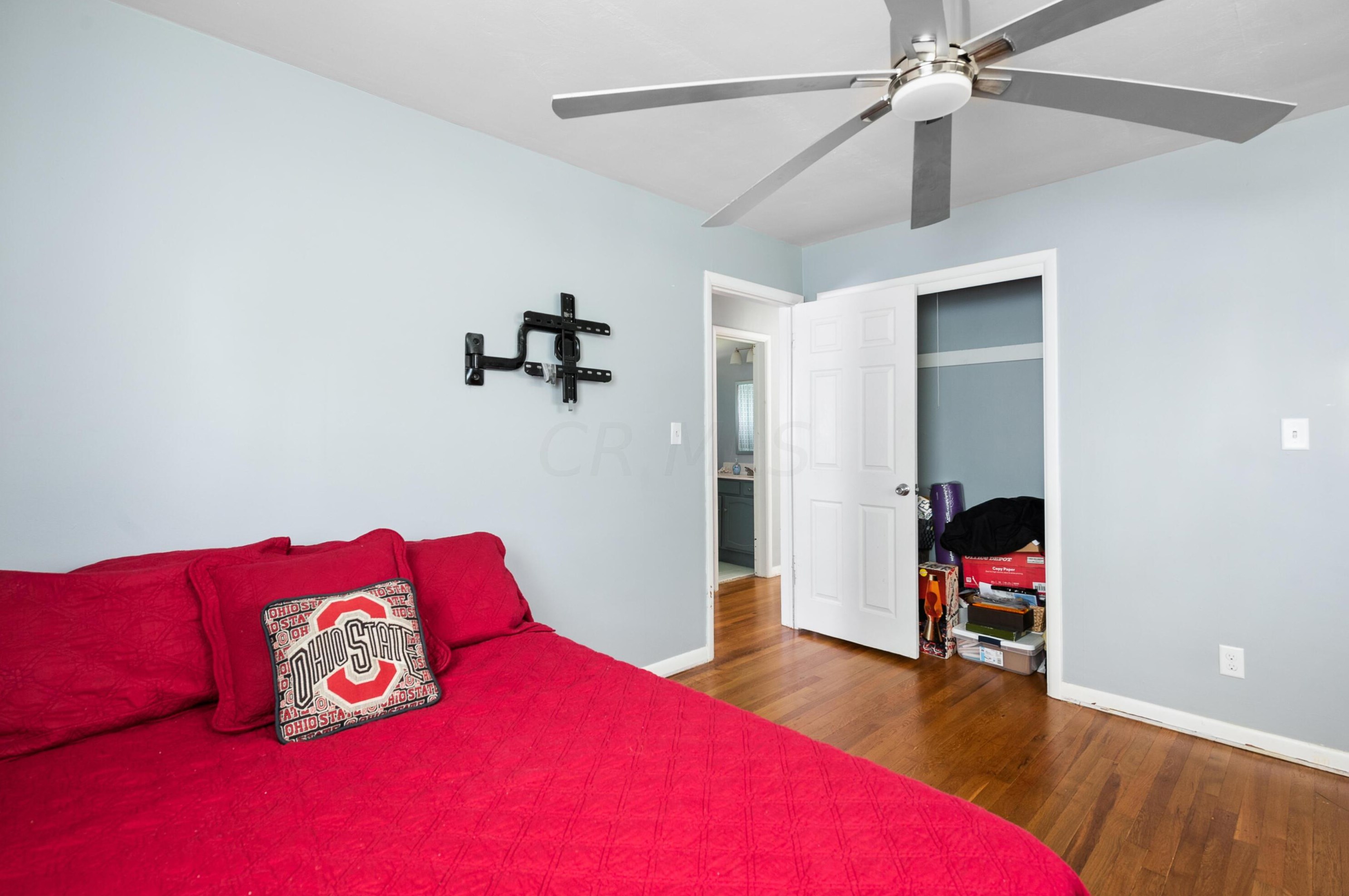 1615 Case Rd, Columbus OH  43235-7518 exterior