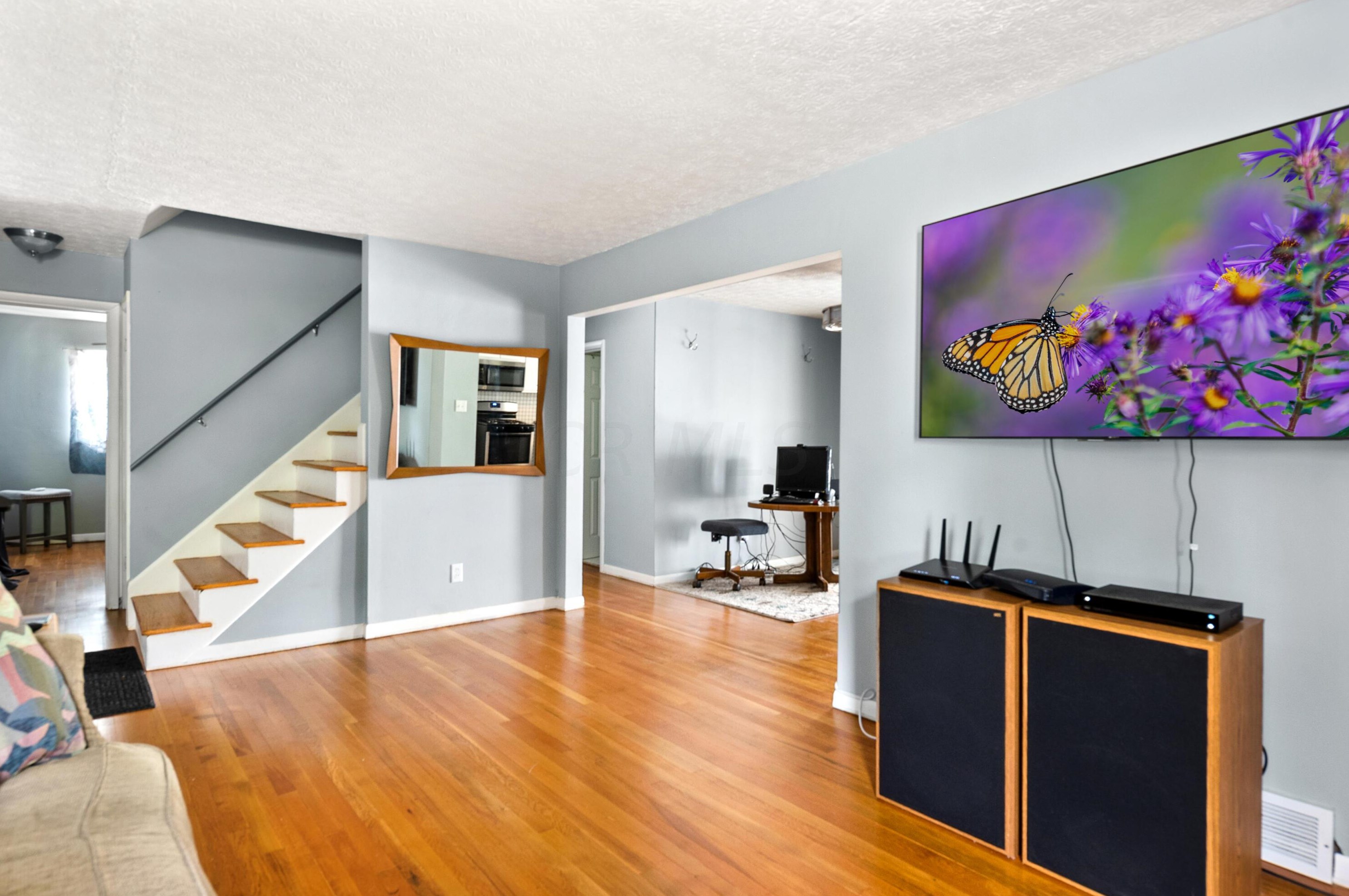 1615 Case Rd, Columbus OH  43235-7518 exterior