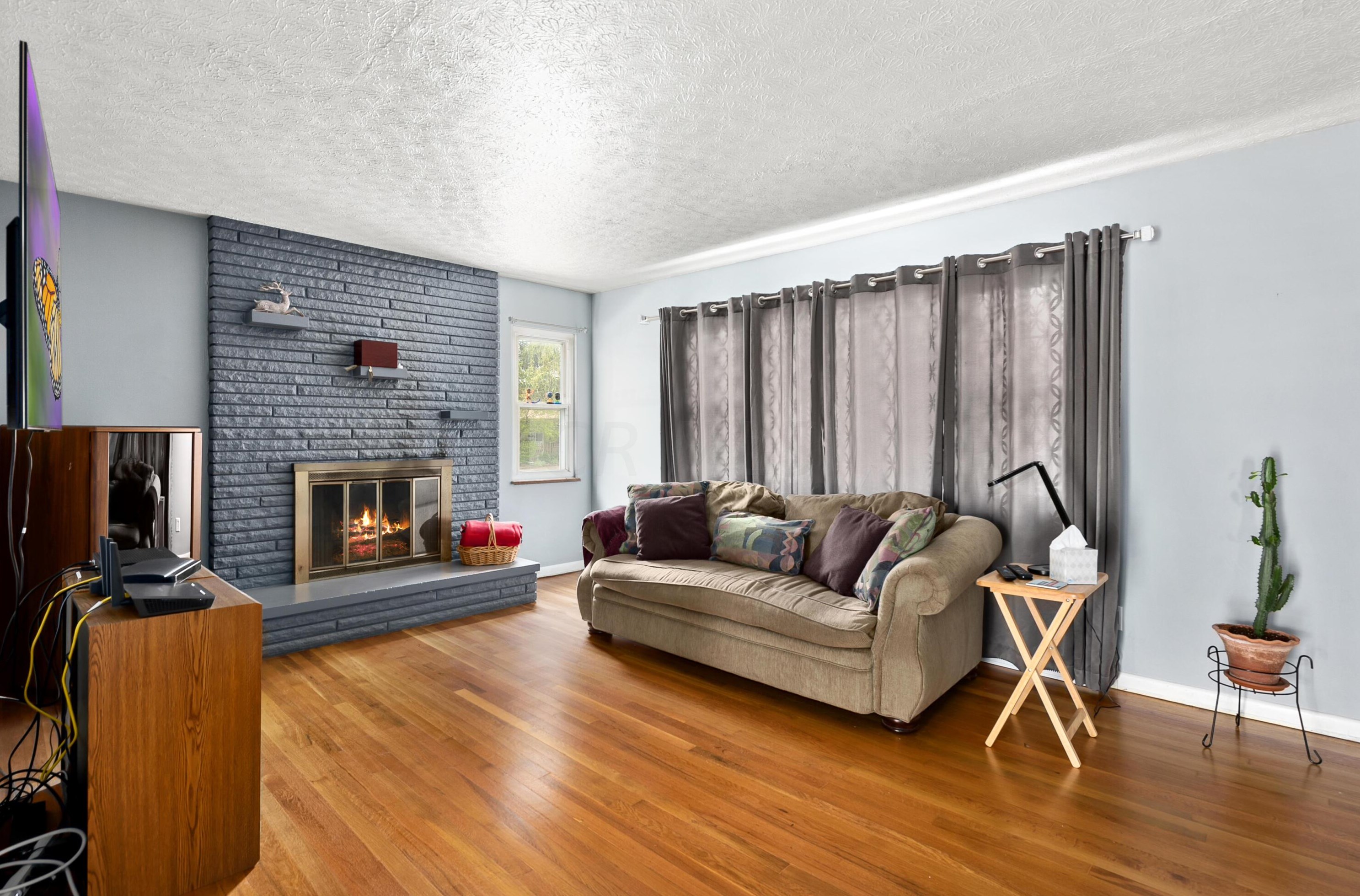 1615 Case Rd, Columbus OH  43235-7518 exterior