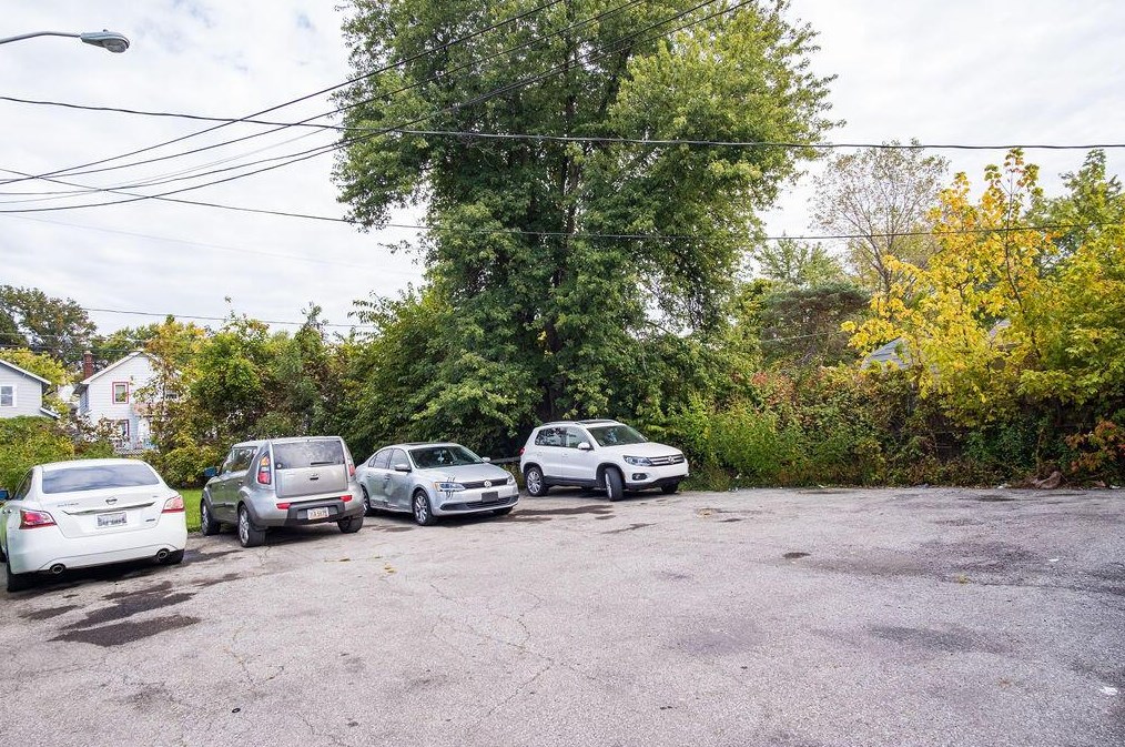 1900 Agler Rd, Columbus OH 43224-4503 exterior