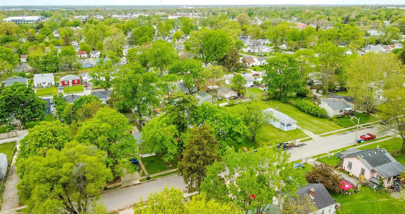 2241 Mcguffey Rd, Columbus OH  43211-2021 exterior