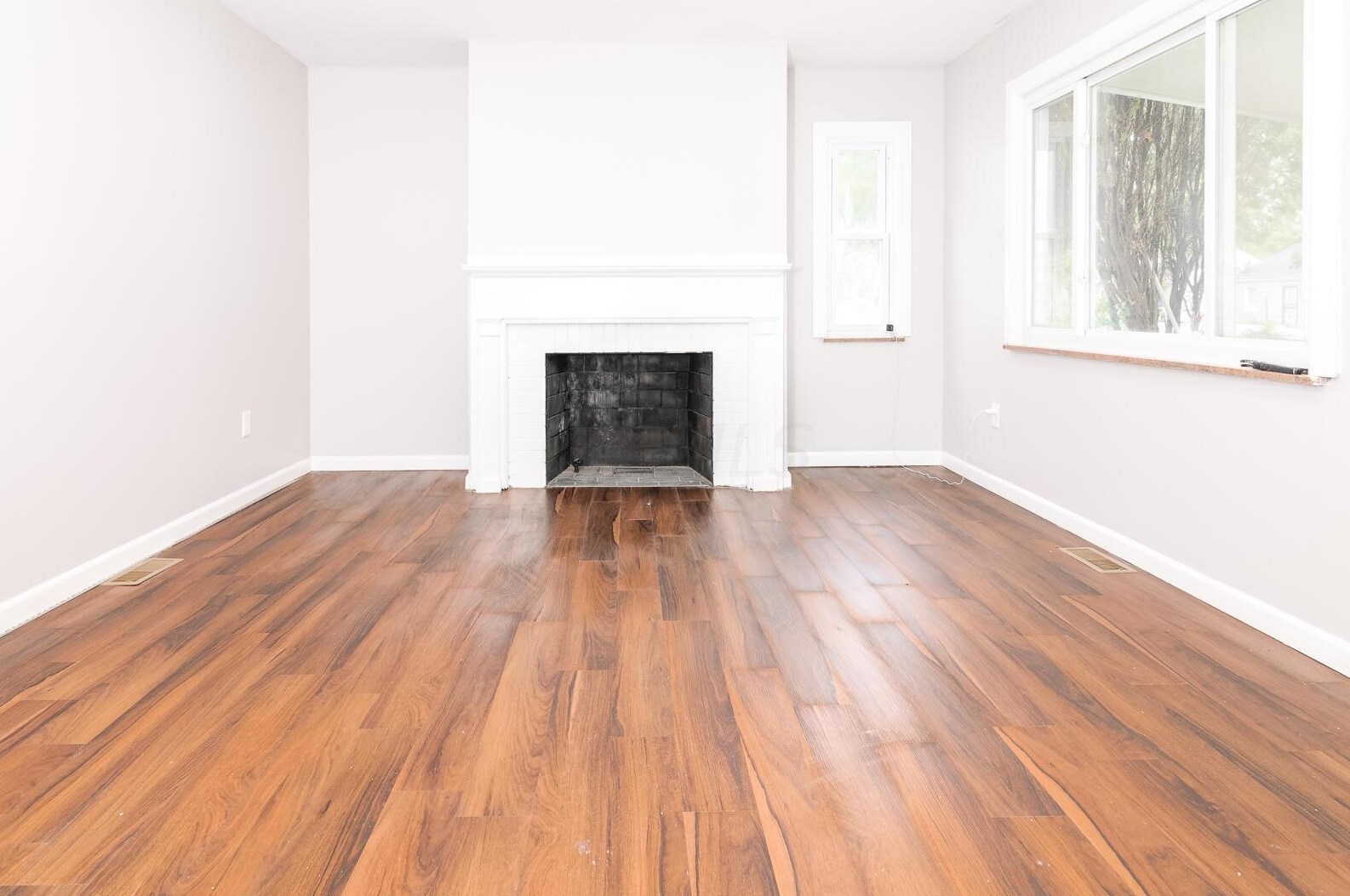 2241 Mcguffey Rd, Columbus OH  43211-2021 exterior