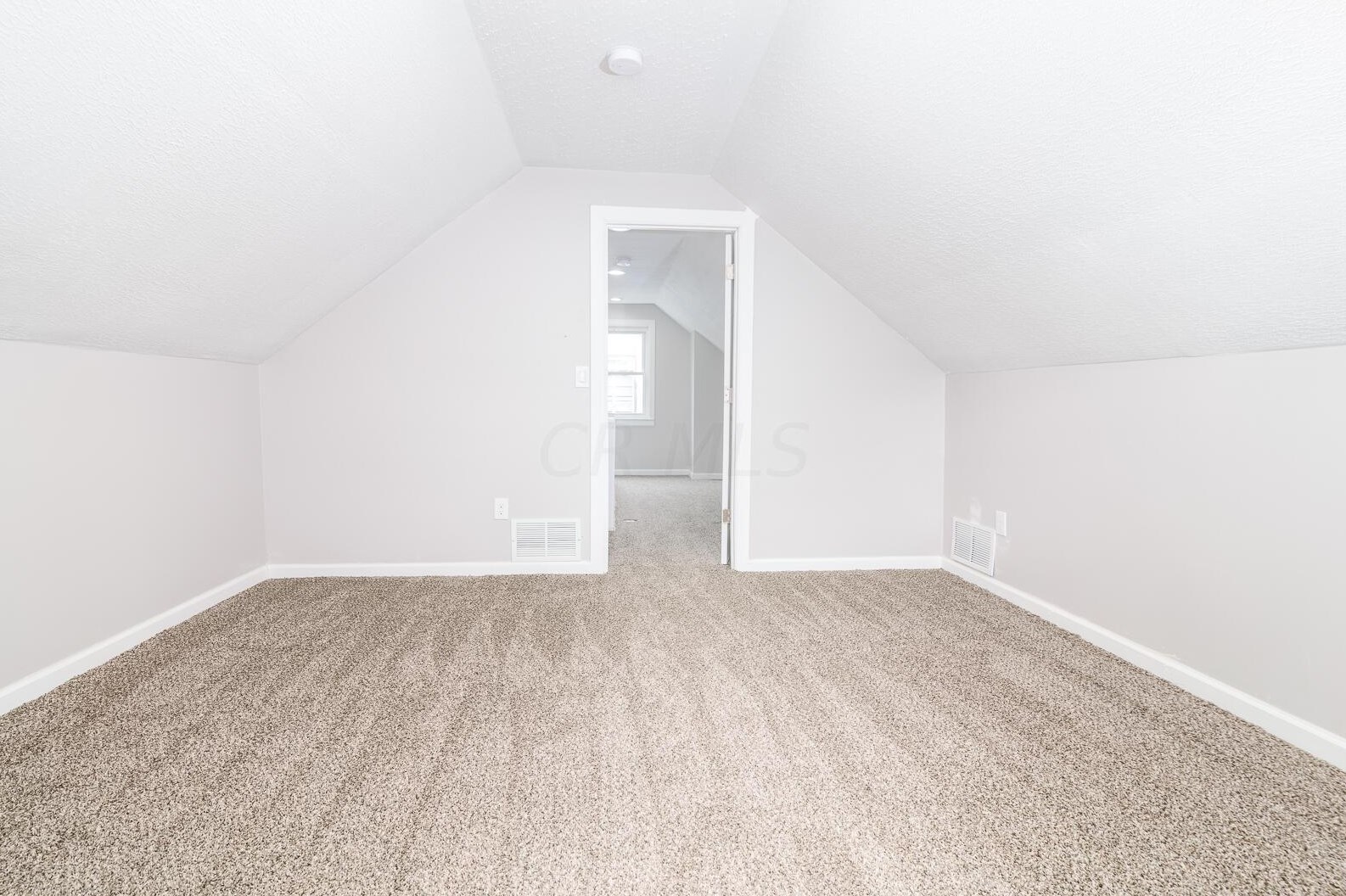 2241 Mcguffey Rd, Columbus OH  43211-2021 exterior