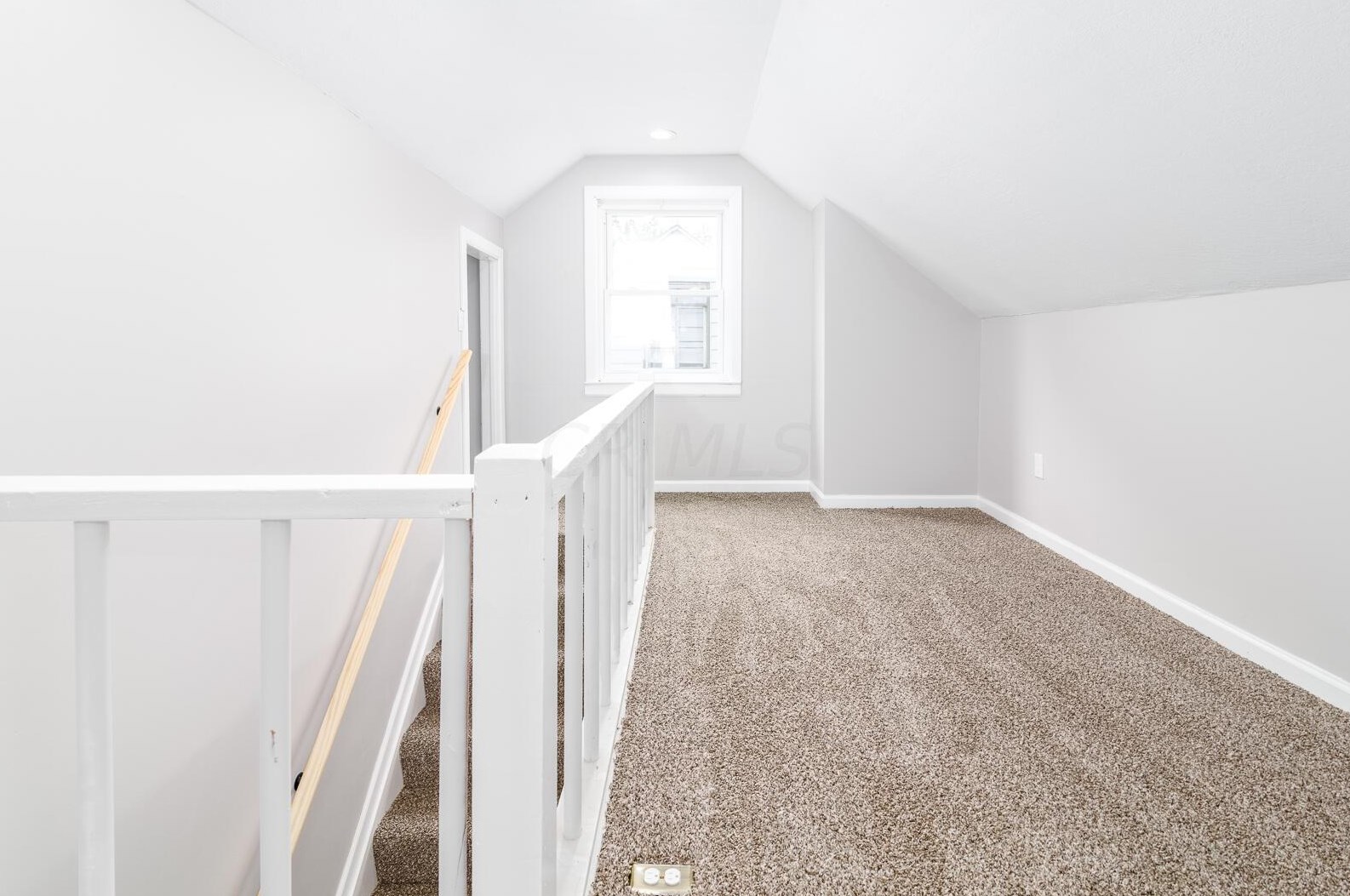 2241 Mcguffey Rd, Columbus OH  43211-2021 exterior