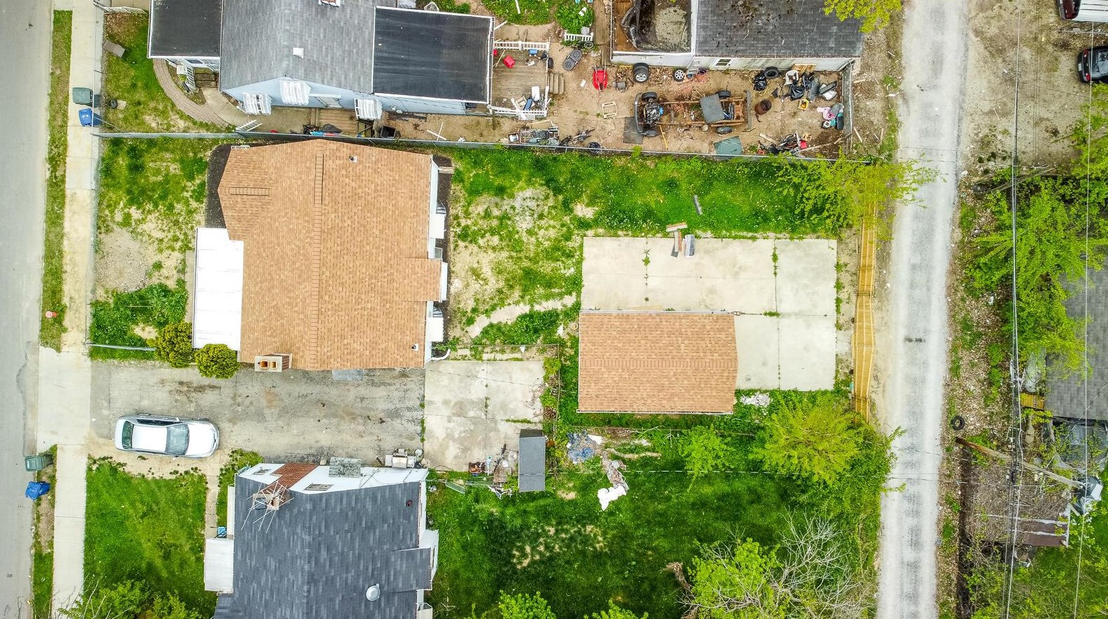 2241 Mcguffey Rd, Columbus OH  43211-2021 exterior