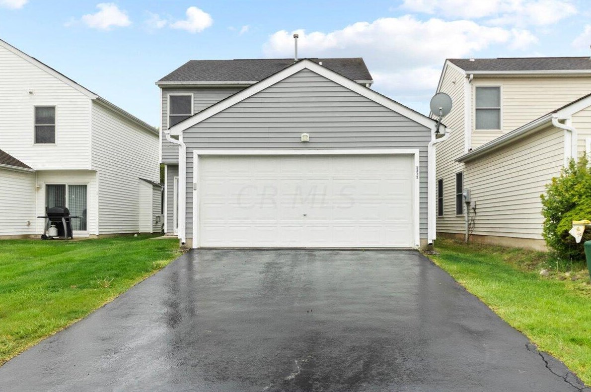 5472 Poolbeg St, Cnl Wnchstr OH  43110-8119 exterior