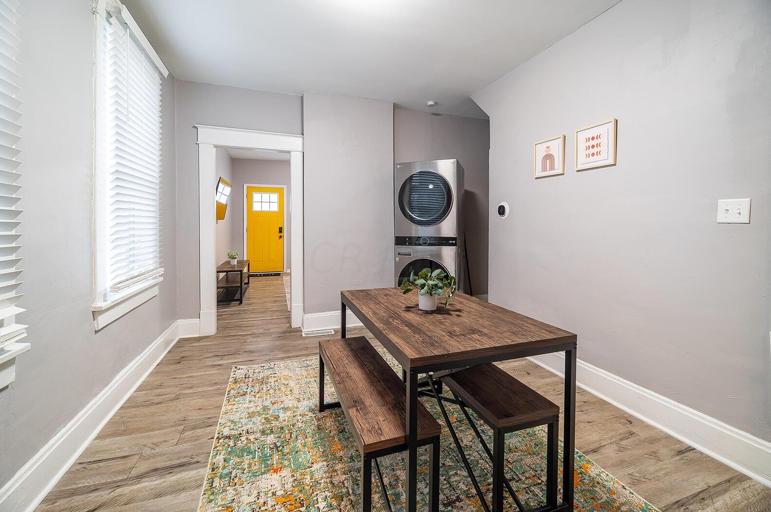 359 Hinman Ave, Columbus OH 43207-1907 exterior