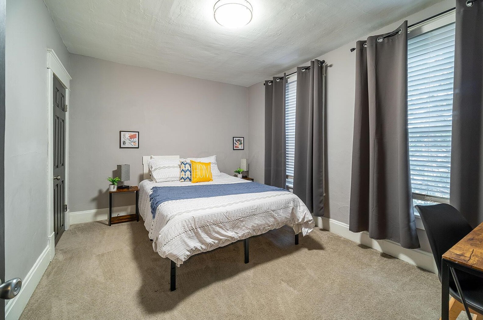 359 Hinman Ave, Columbus OH 43207-1907 exterior