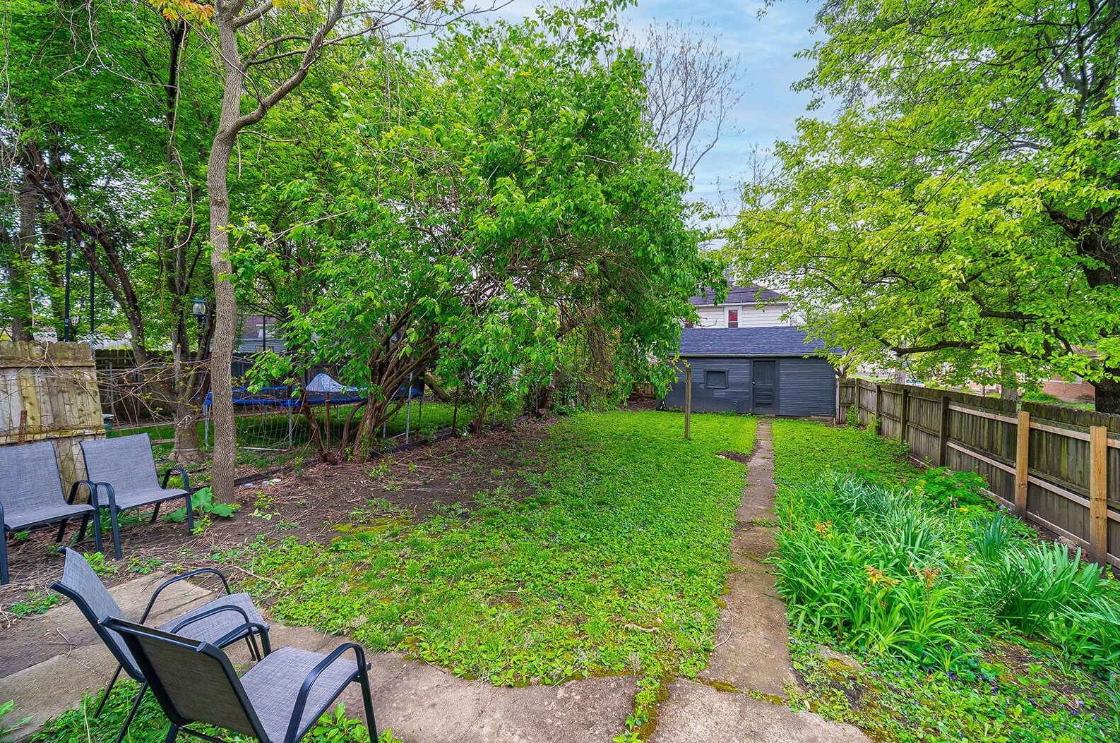 359 Hinman Ave, Columbus OH 43207-1907 exterior