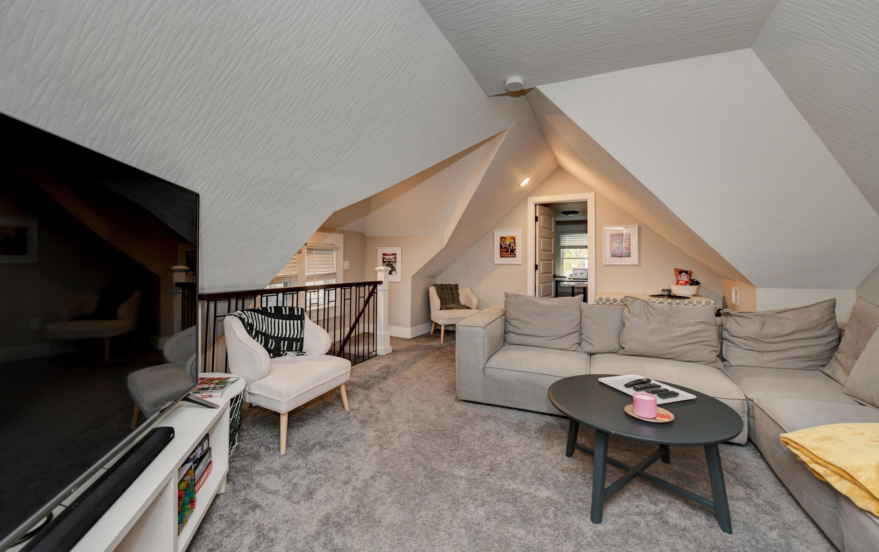 502 Ohio Ave, Columbus OH 43203-1143 exterior