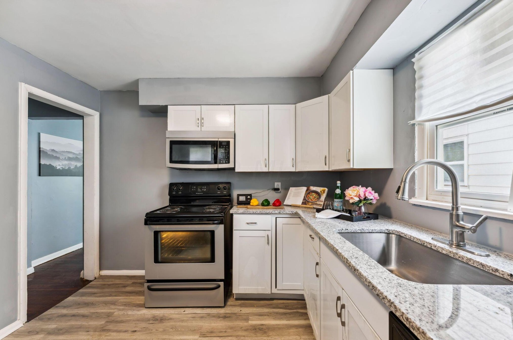 1490 24 Ave, Columbus OH 43211-2543 exterior