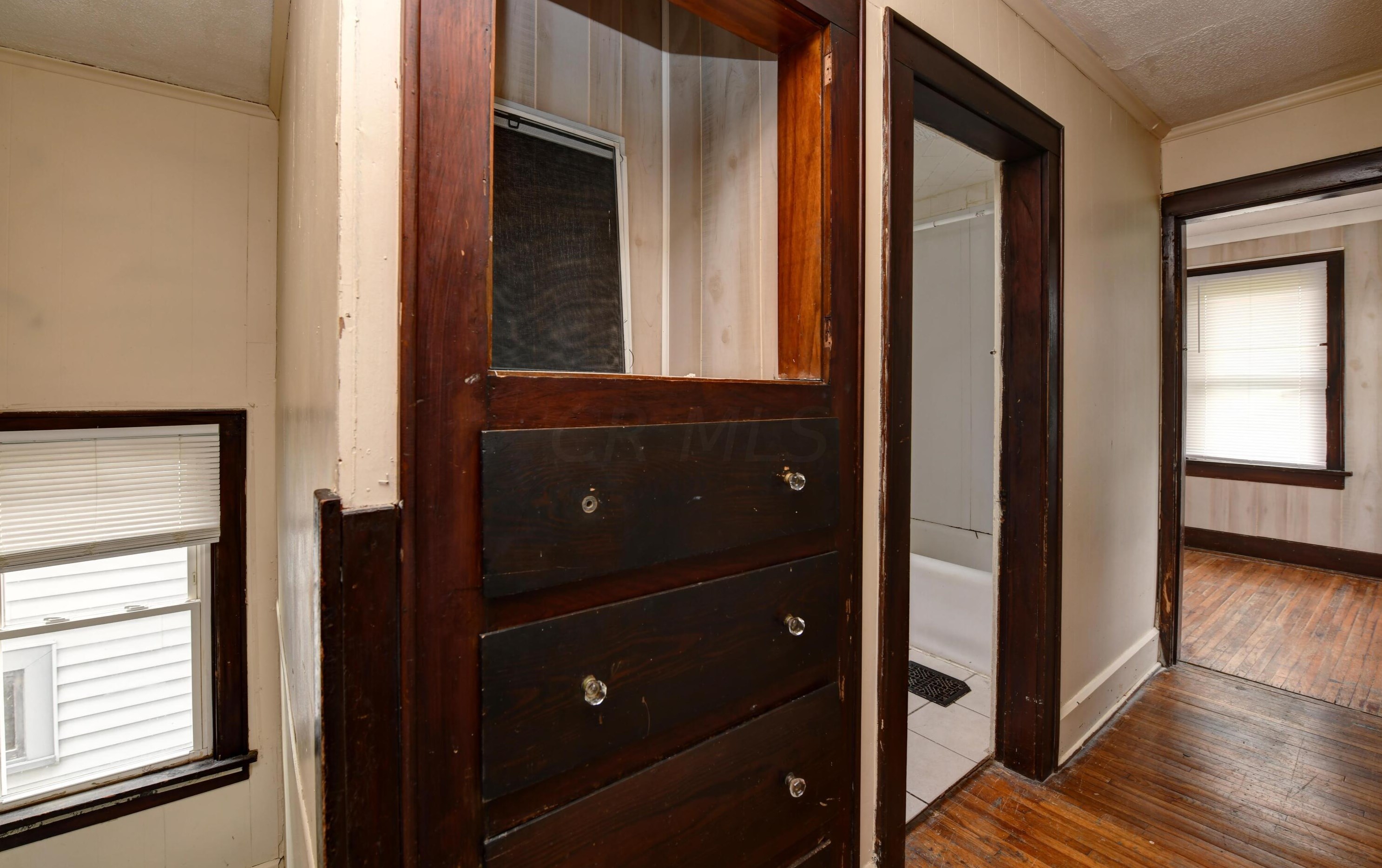 446 Larcomb Ave, Columbus OH 43223-1836 exterior