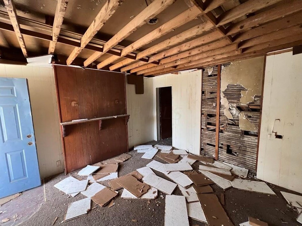 377 Lechner Ave, Columbus OH  43223-1163 exterior