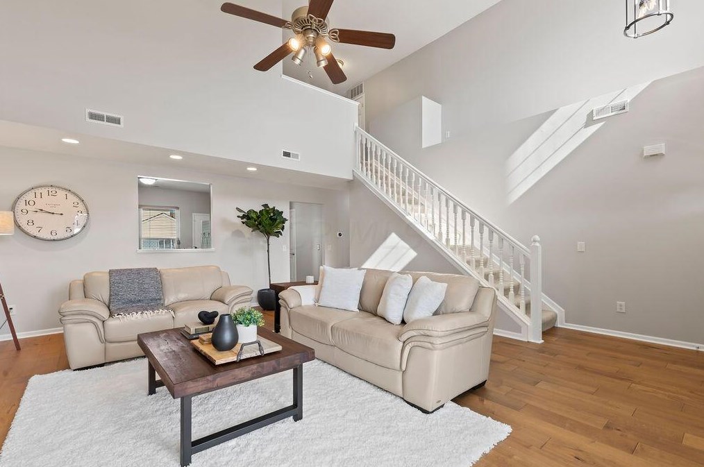 5965 Course Dr, Westerville OH  43081-8071 exterior