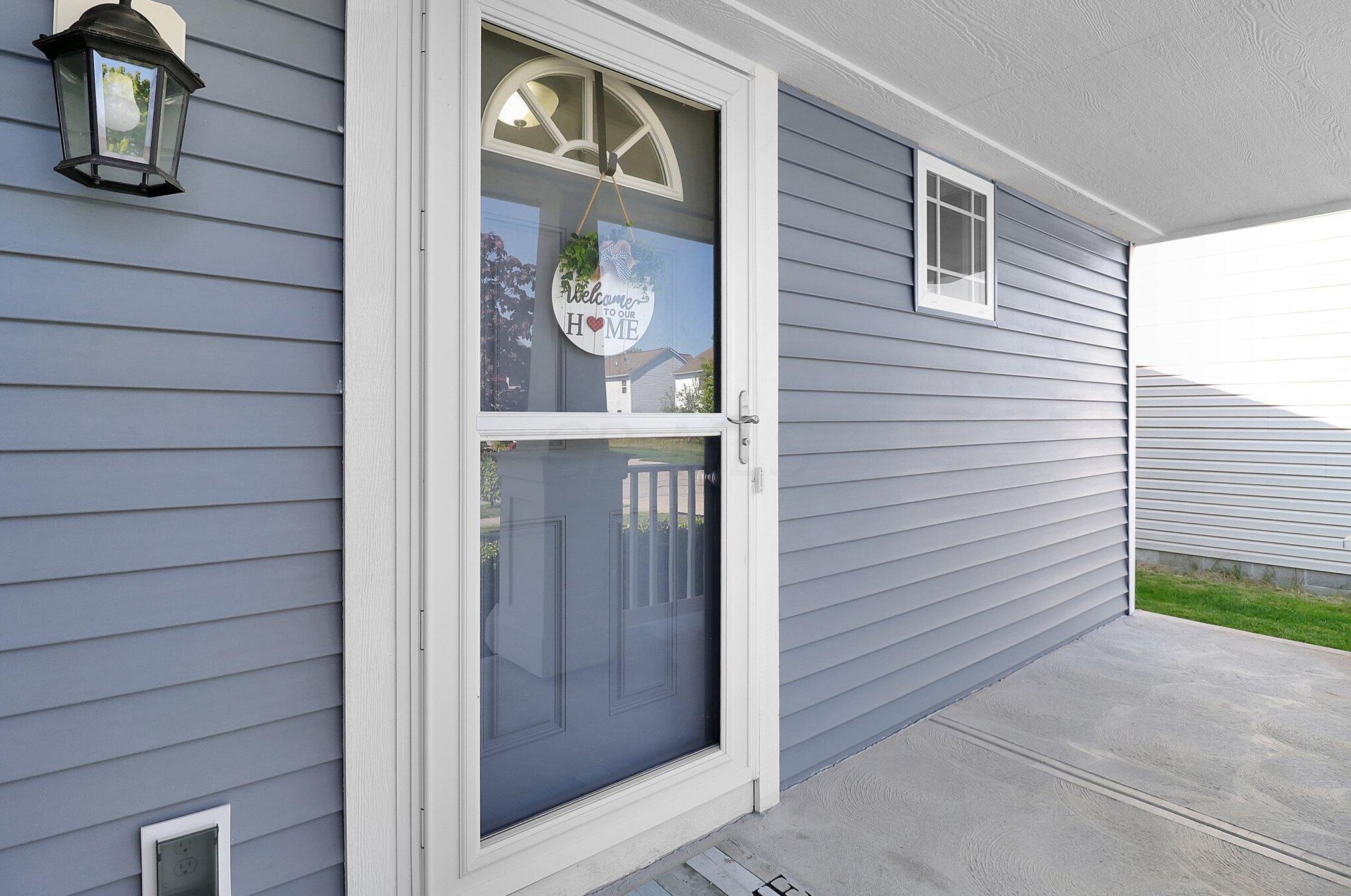 7545 Witch Hazel Dr, Cnl Wnchstr OH  43110-7733 exterior