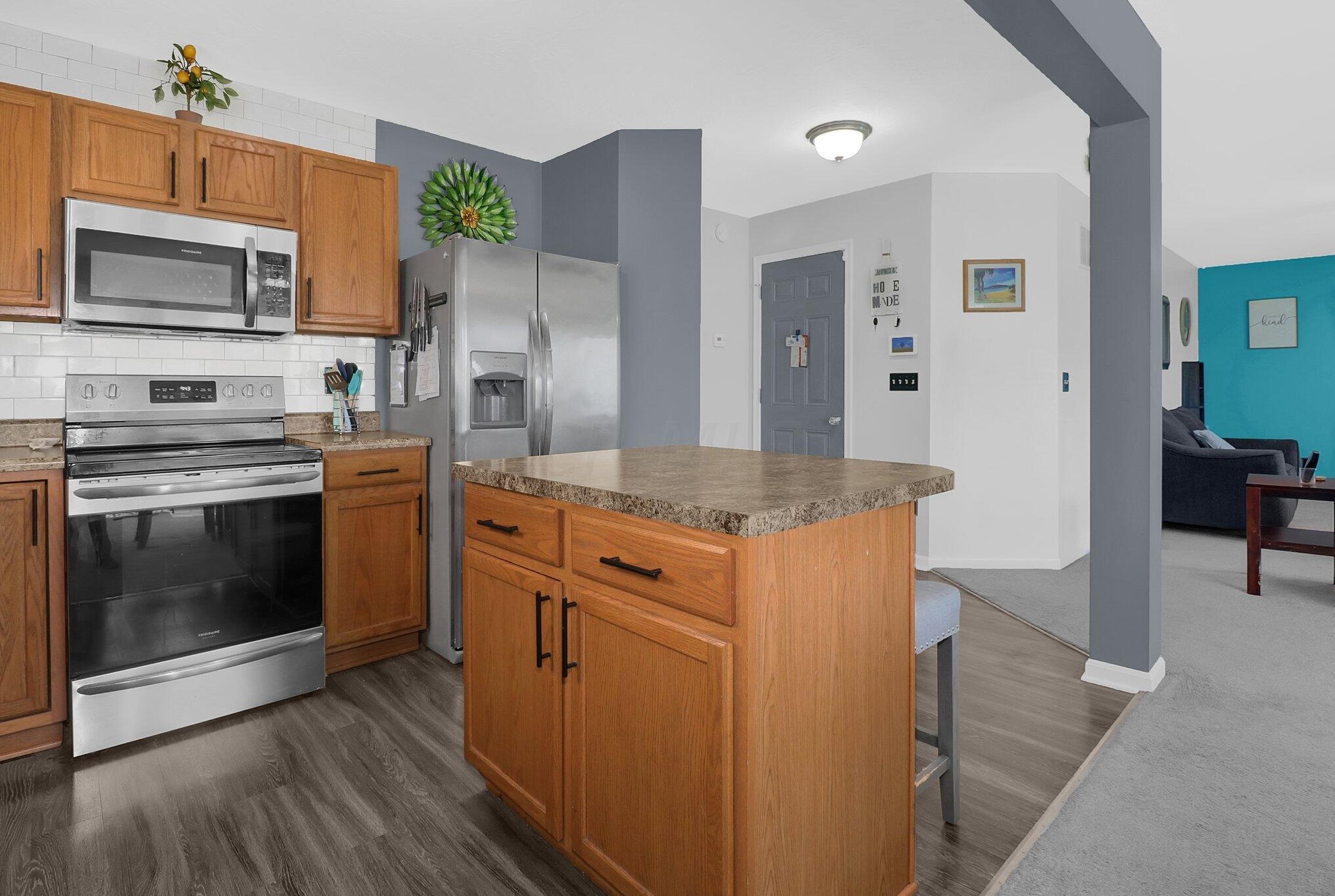 7545 Witch Hazel Dr, Cnl Wnchstr OH  43110-7733 exterior