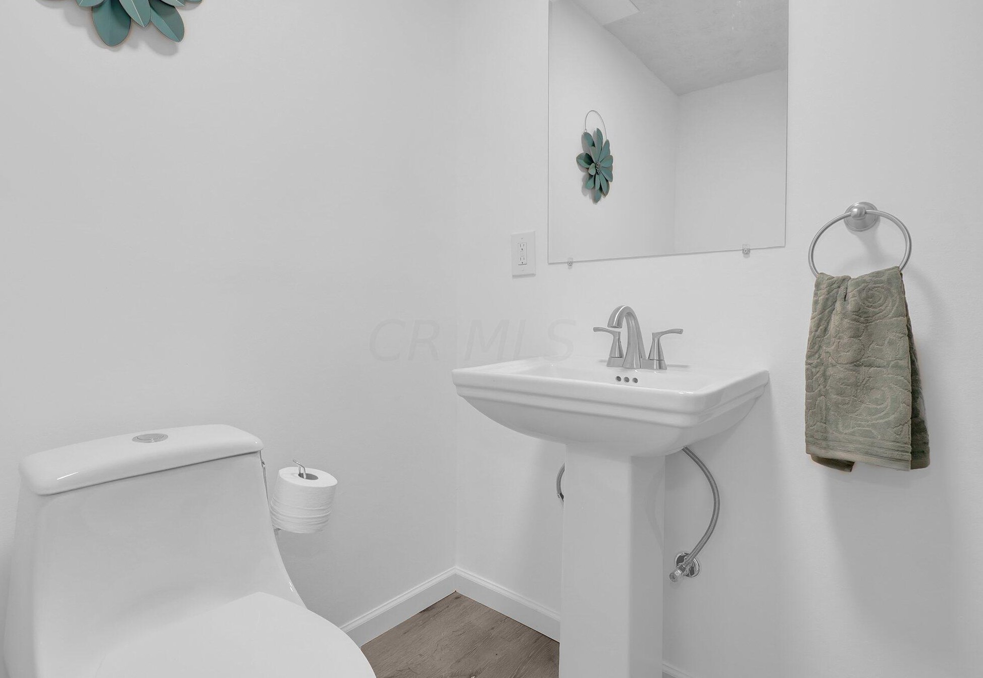 7545 Witch Hazel Dr, Cnl Wnchstr OH  43110-7733 exterior