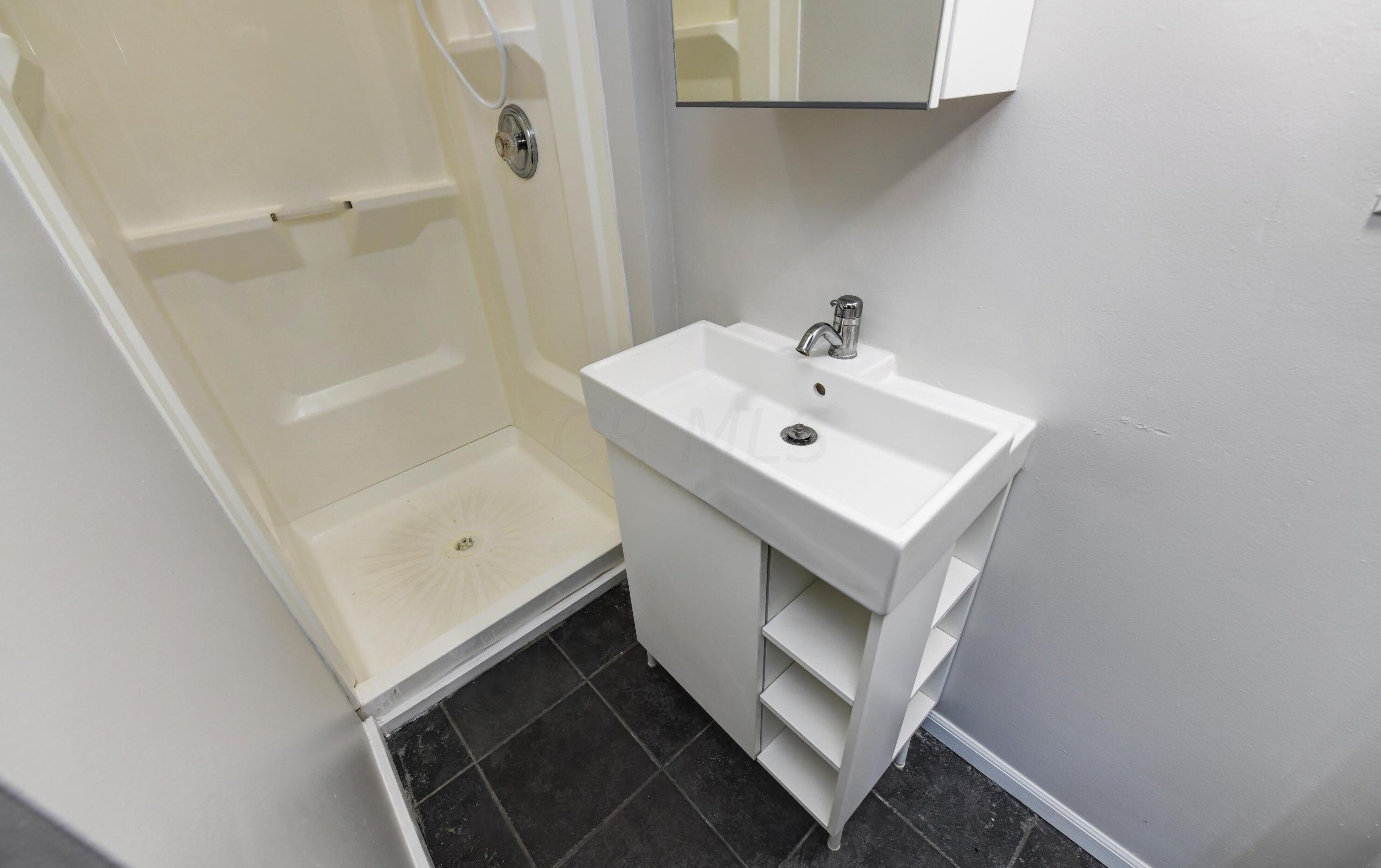 269 18 St, Columbus OH 43203-1572 exterior