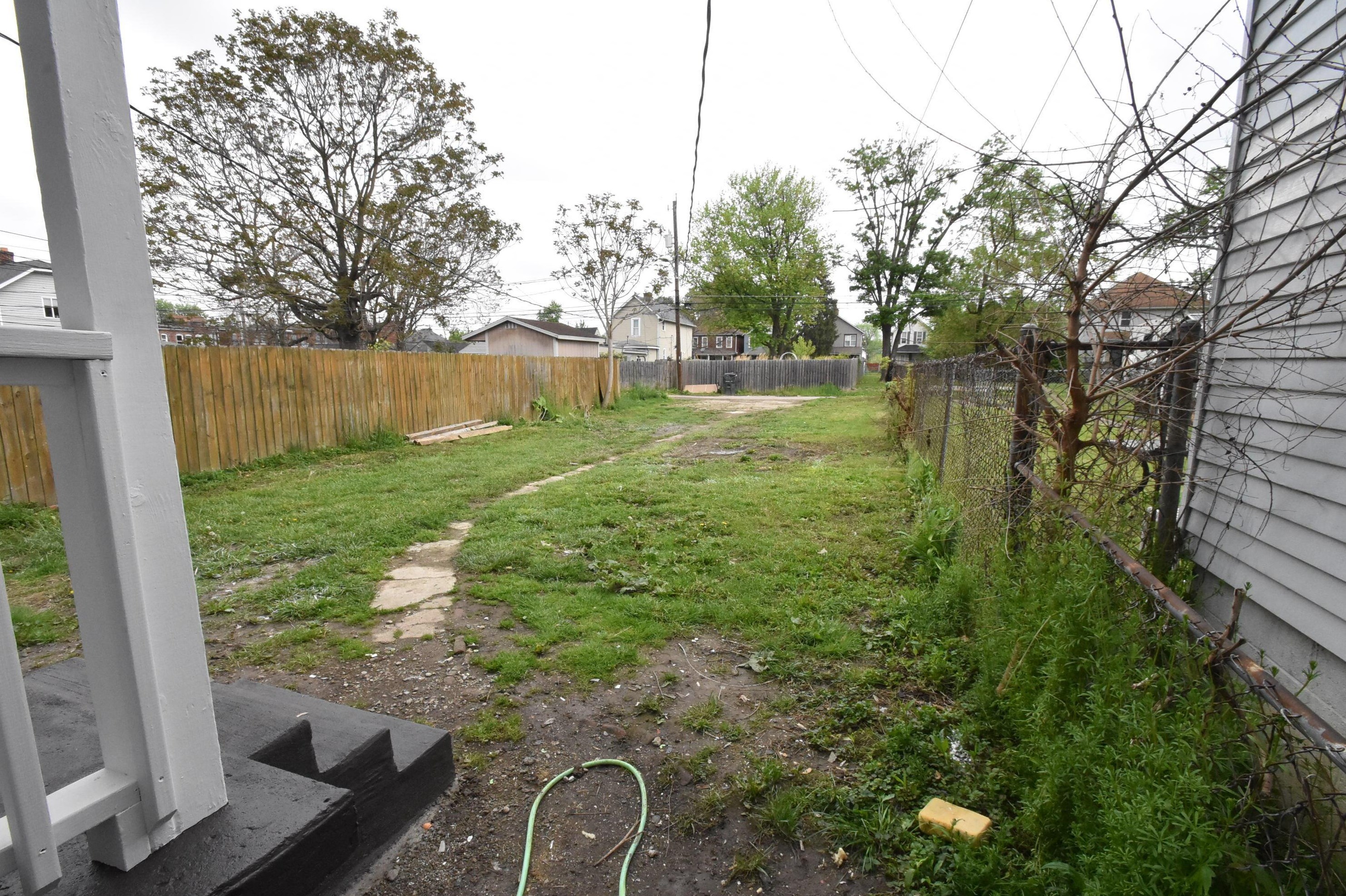 476 Hinman Ave, Columbus OH 43207-2004 exterior