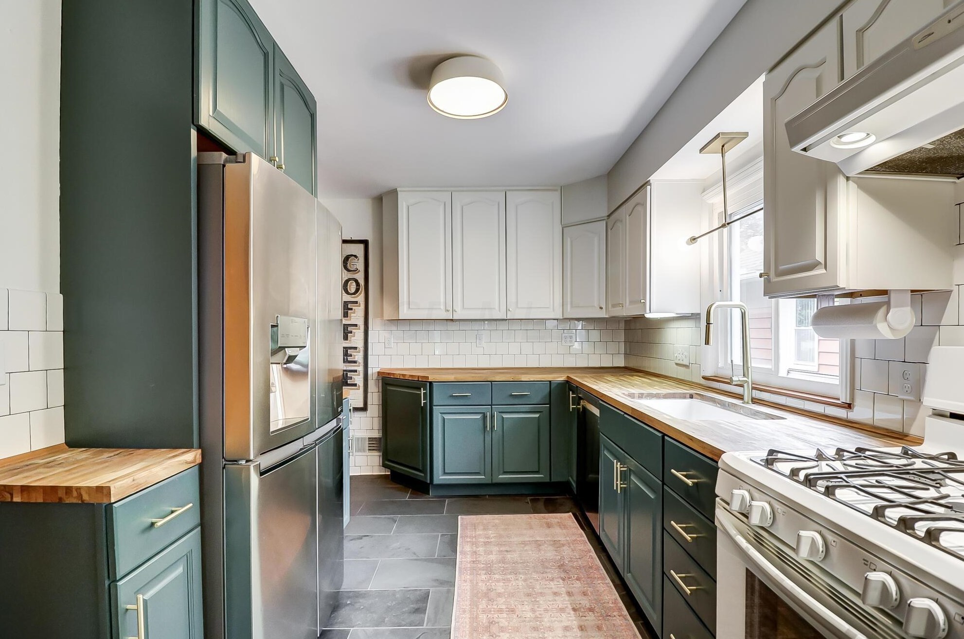 703 Dominion Blvd, Columbus OH  43214-2275 exterior