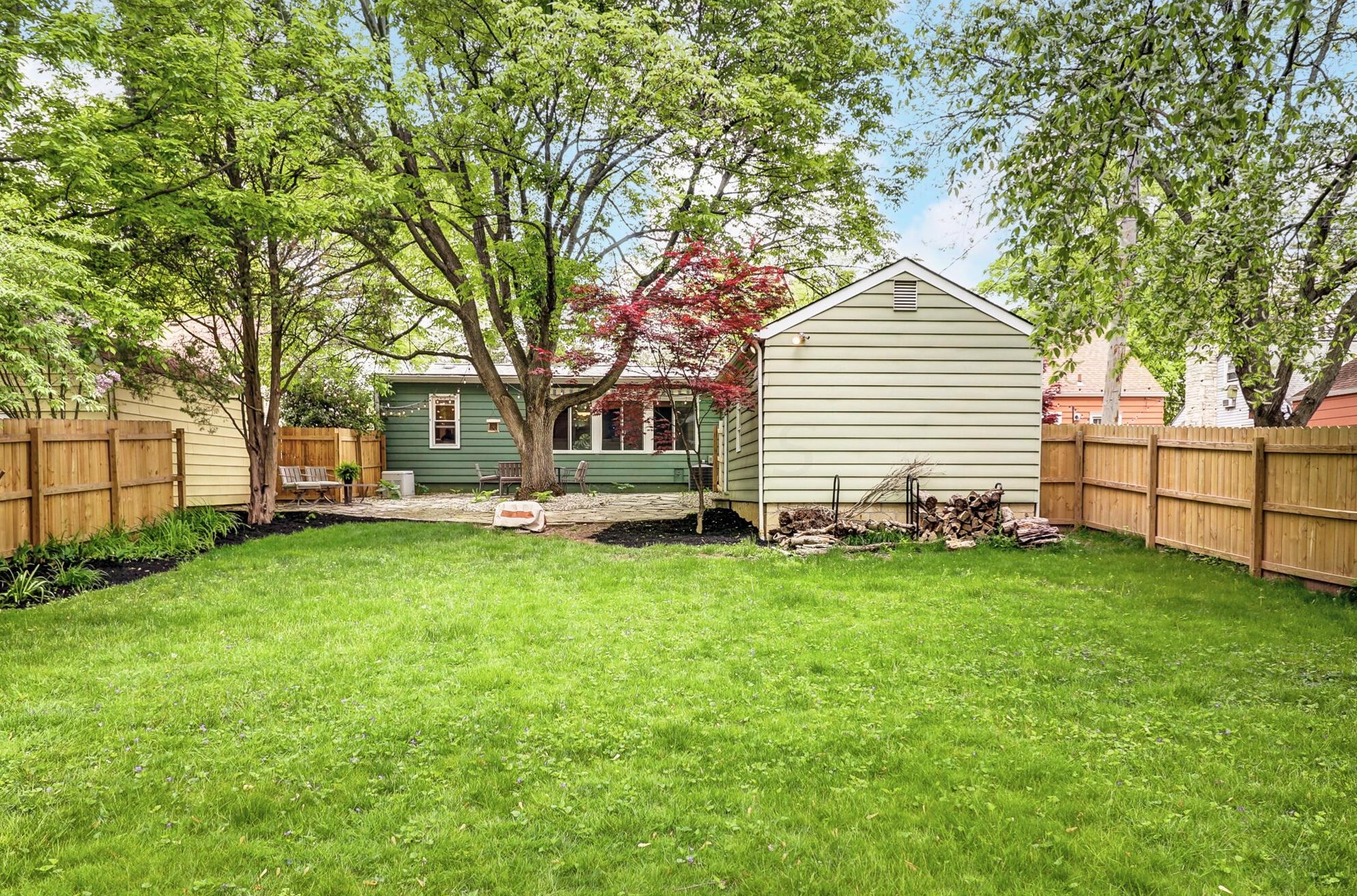 703 Dominion Blvd, Columbus OH  43214-2275 exterior