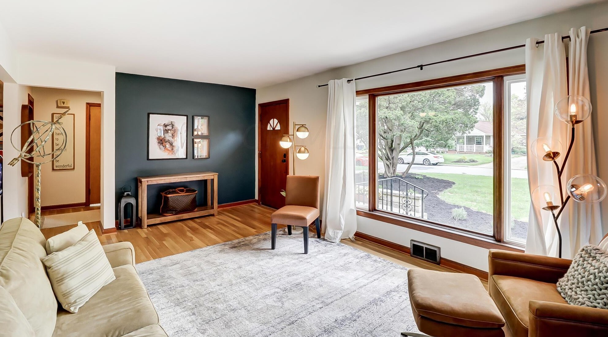 703 Dominion Blvd, Columbus OH  43214-2275 exterior