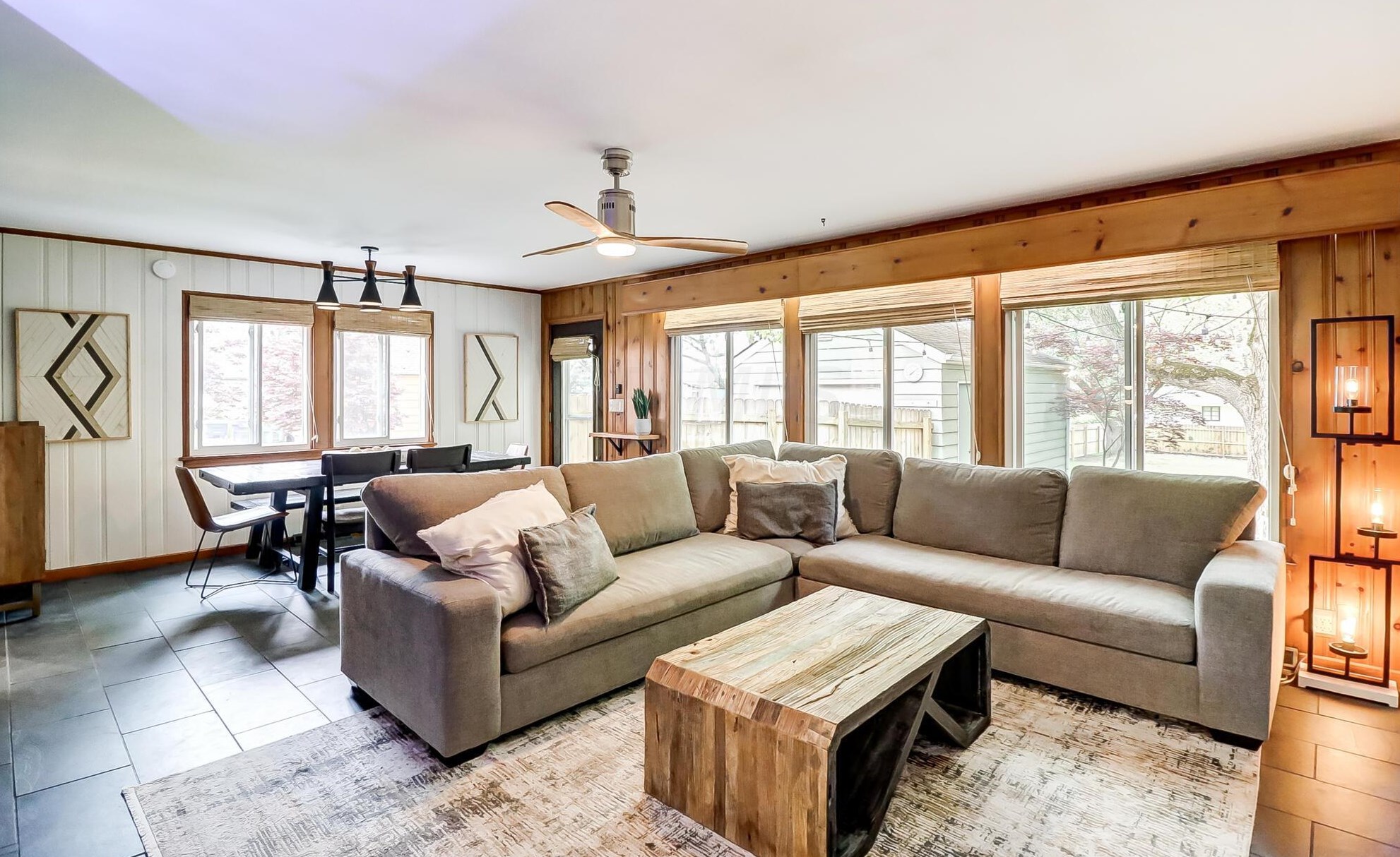 703 Dominion Blvd, Columbus OH  43214-2275 exterior