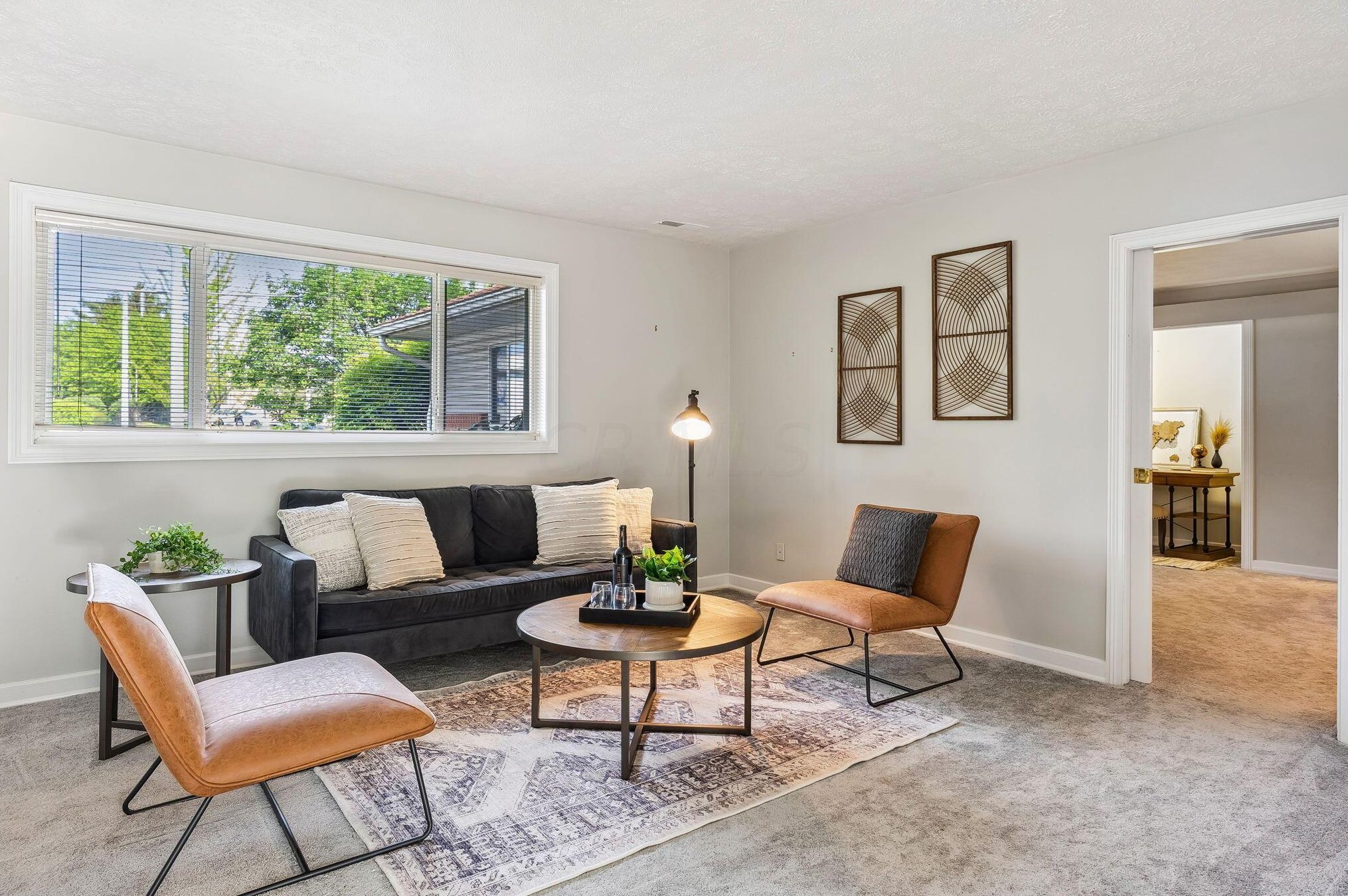 247 Hamilton Rd, Columbus OH  43213-1311 exterior