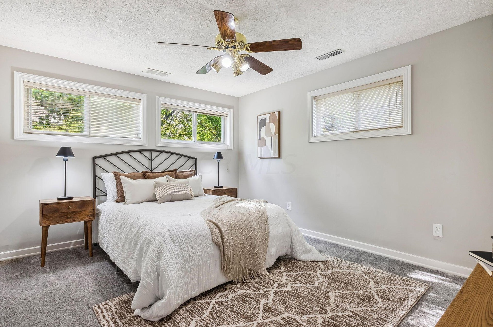 247 Hamilton Rd, Columbus OH  43213-1311 exterior