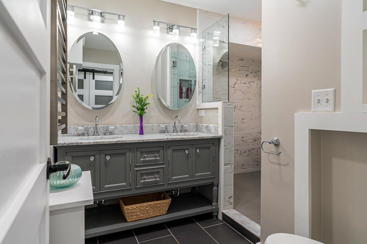 642 Overbrook Dr, Columbus OH  43214-3131 exterior