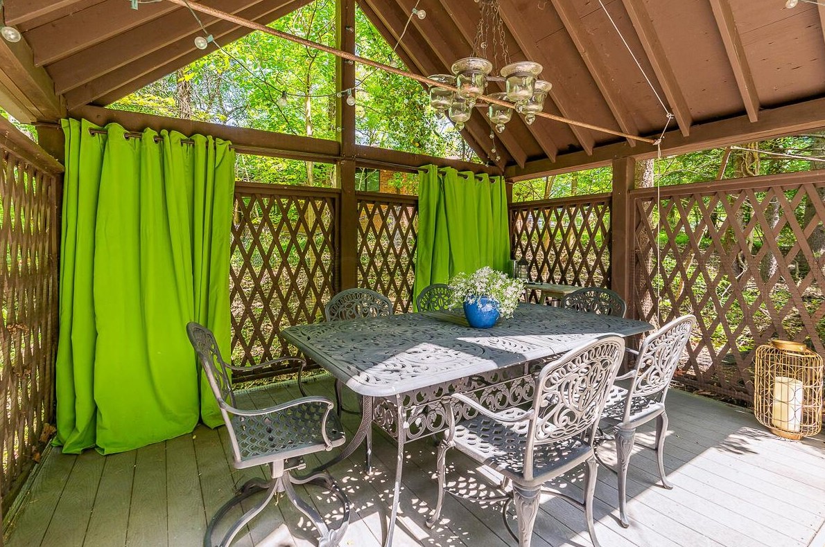 642 Overbrook Dr, Columbus OH  43214-3131 exterior