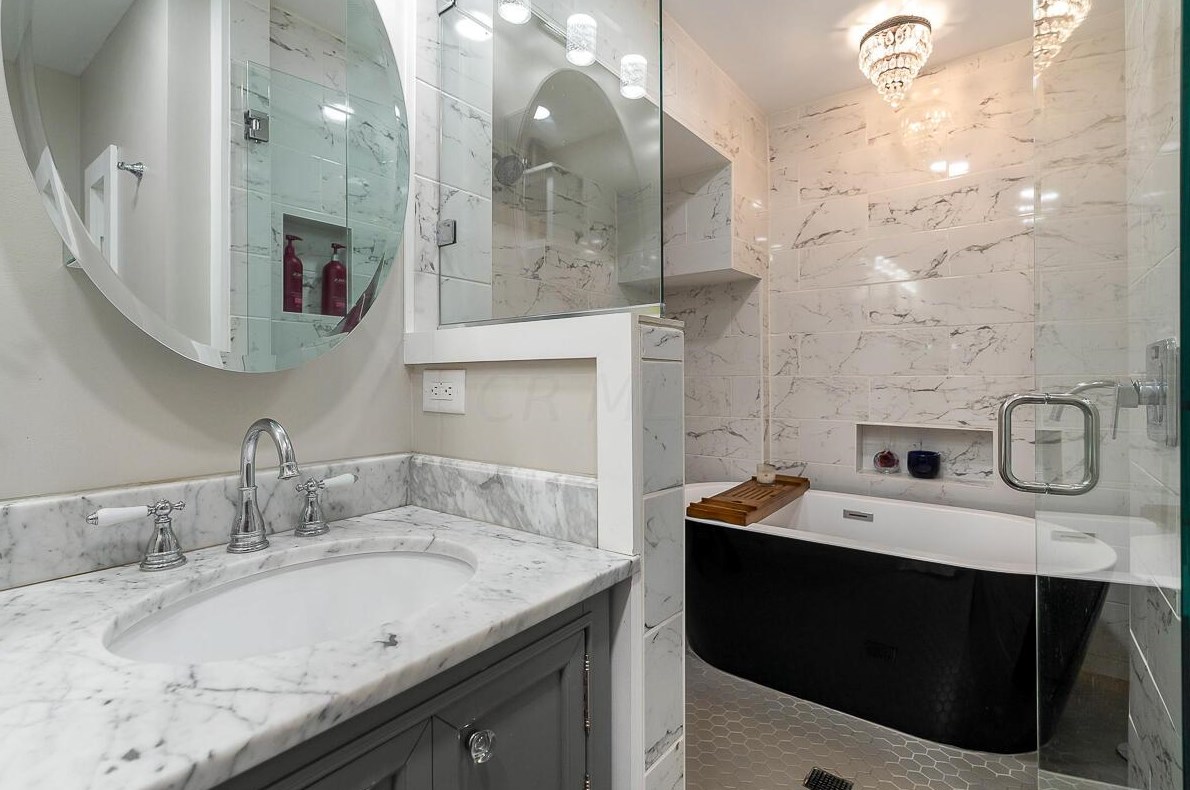 642 Overbrook Dr, Columbus OH  43214-3131 exterior