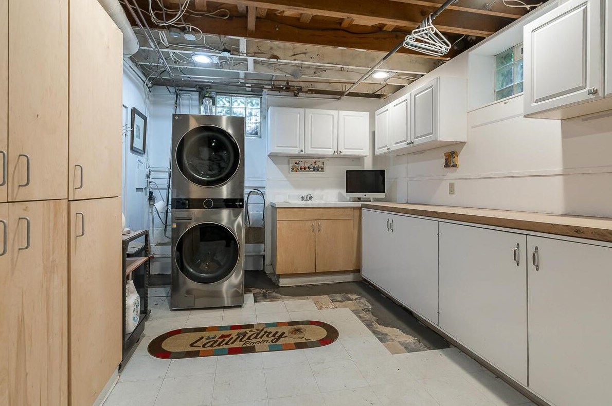 642 Overbrook Dr, Columbus OH  43214-3131 exterior