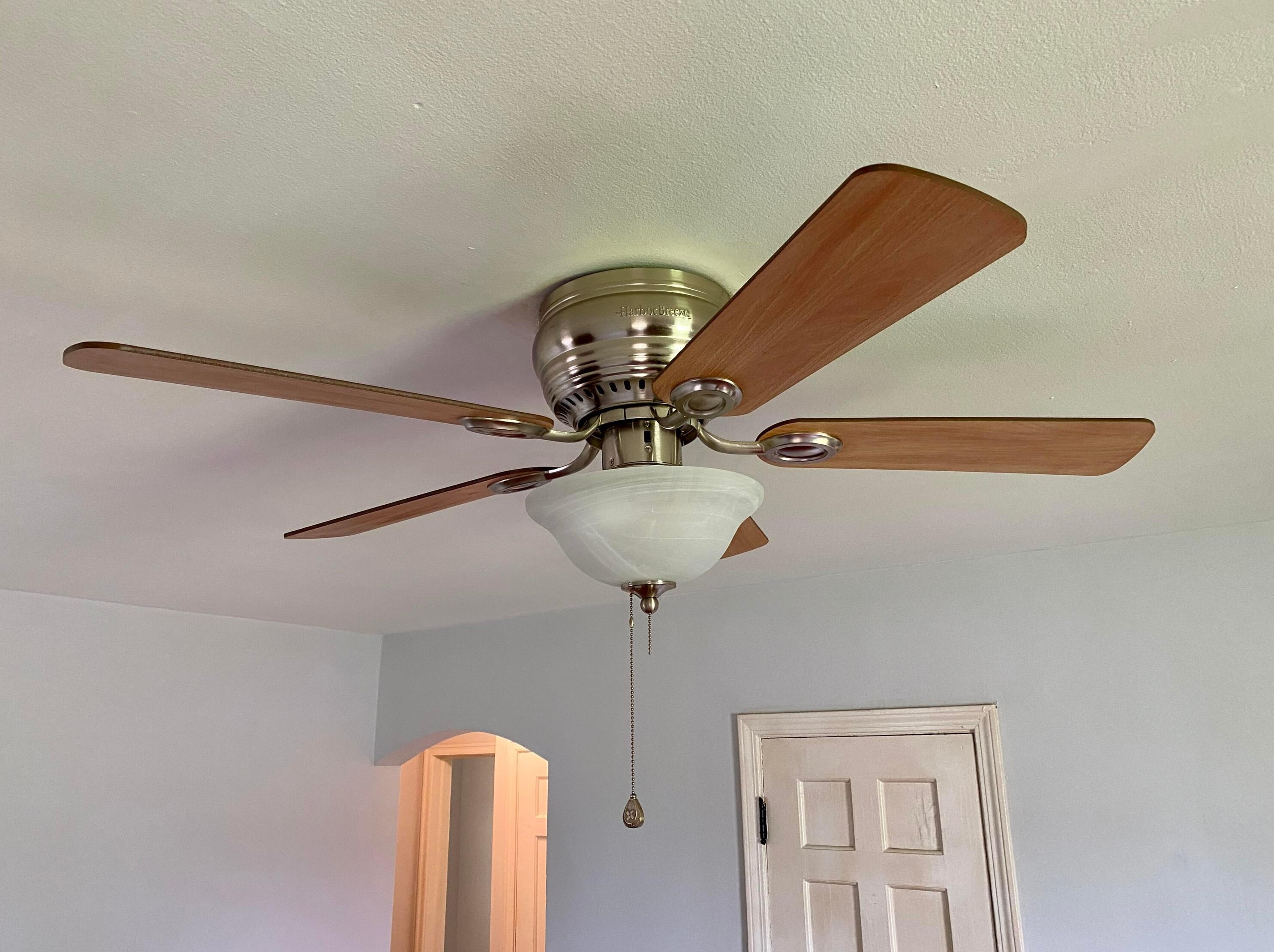 282 Edgevale Rd, Columbus OH 43209-1521 exterior