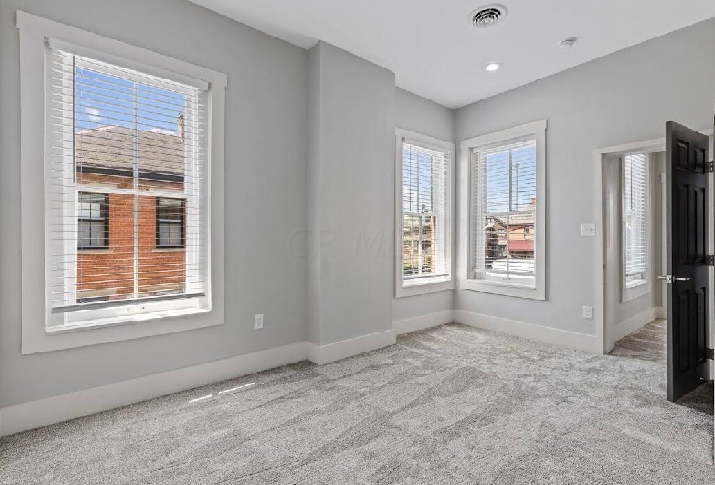 1122 Pearl St, Columbus OH 43206-3420 exterior